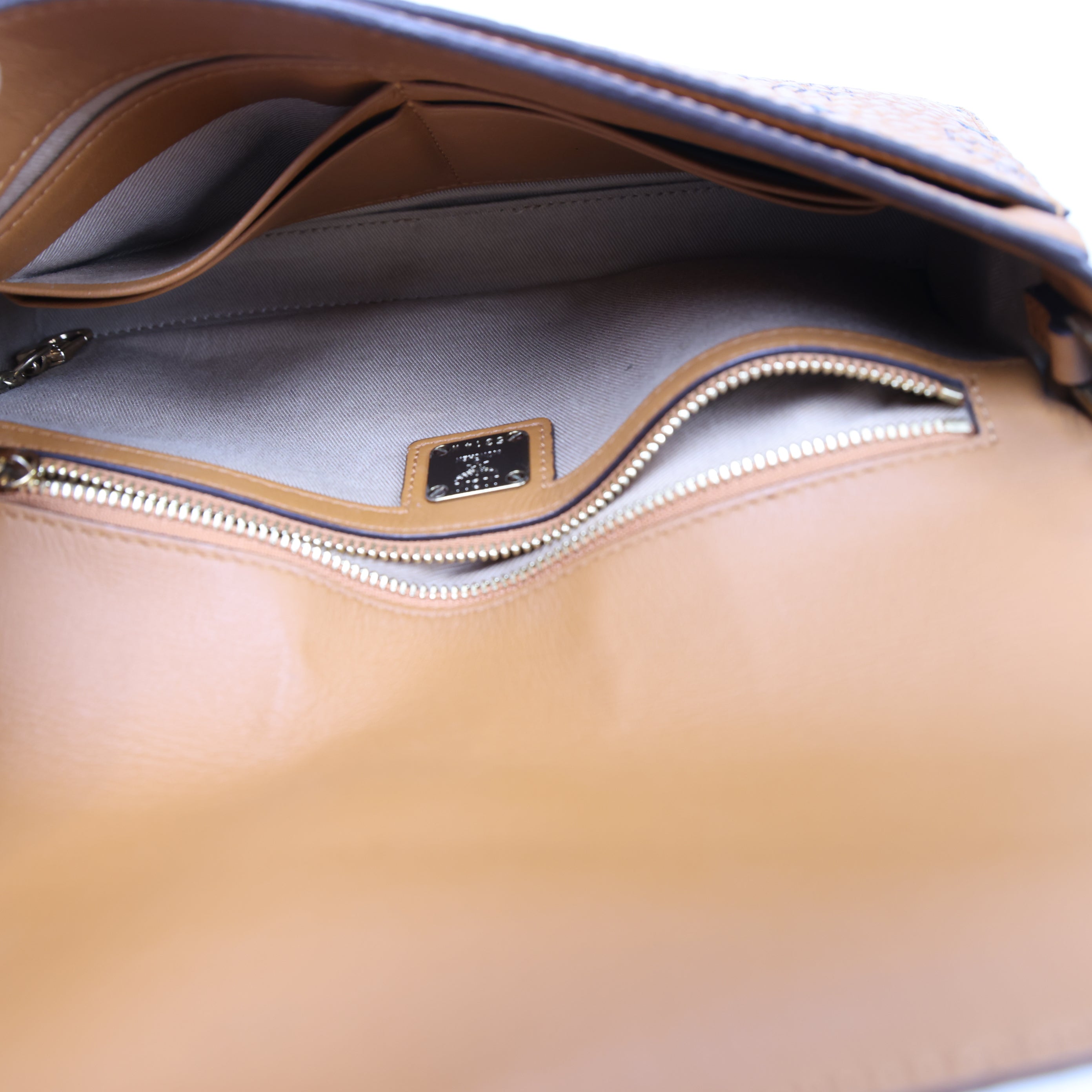 J1733 MCM Patricia Continental (Large) Crossbody Wallet - Pre Owned