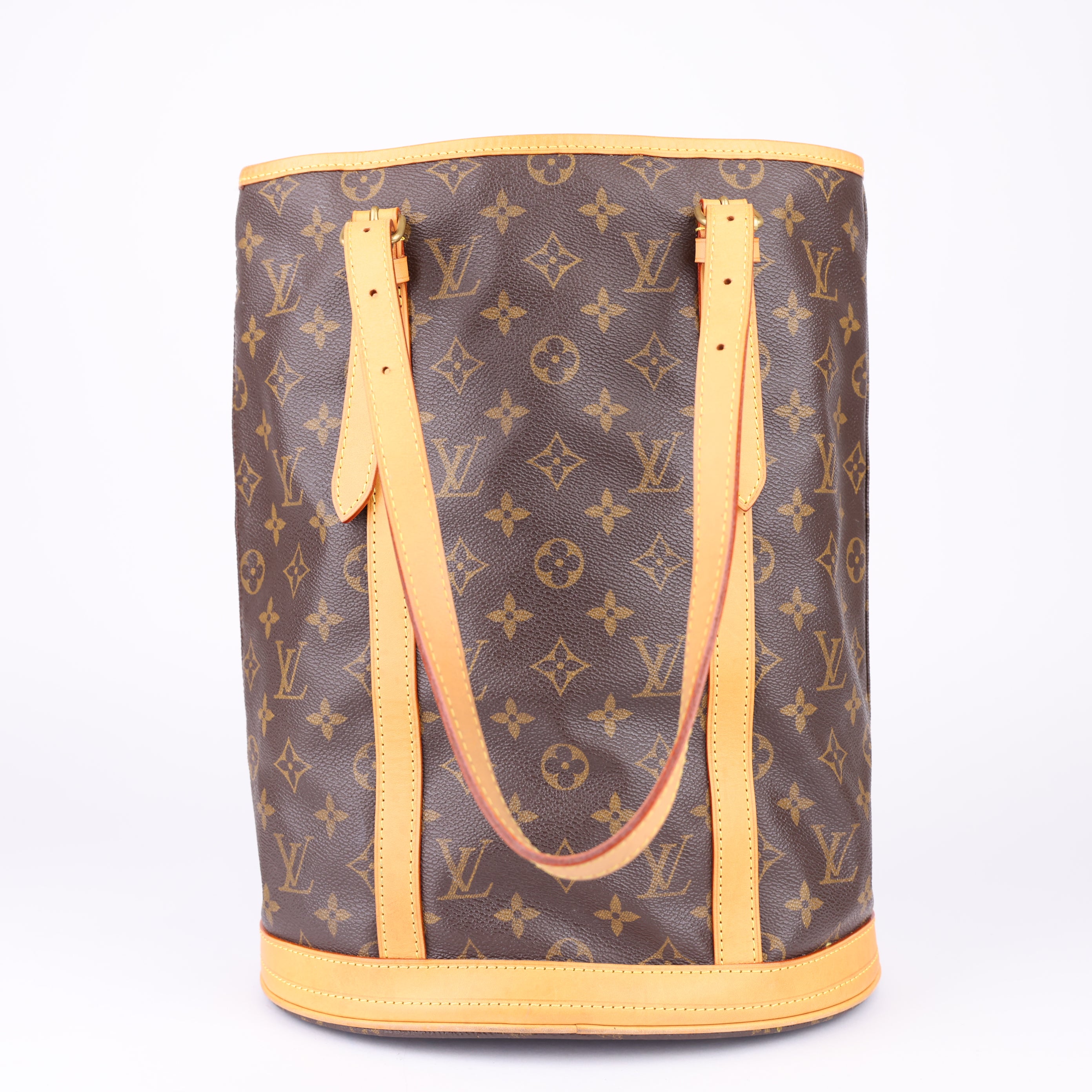 J1716 Louis Vuitton Monogram Marais Bucket GM Shoulder Bag - Pre Owned