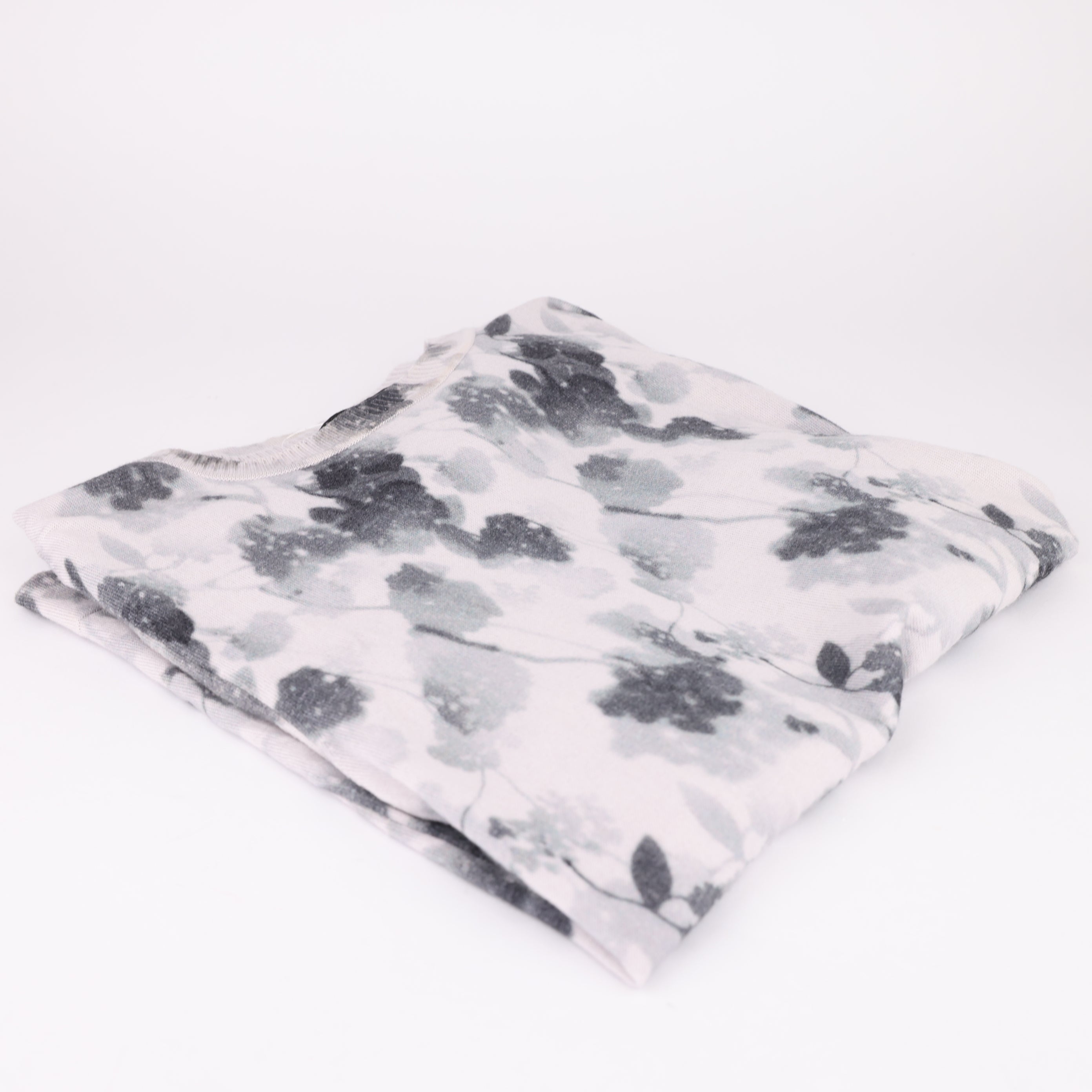 J313 Fendi Ink fade pattern wool sweater Size 44 - Pre Owned