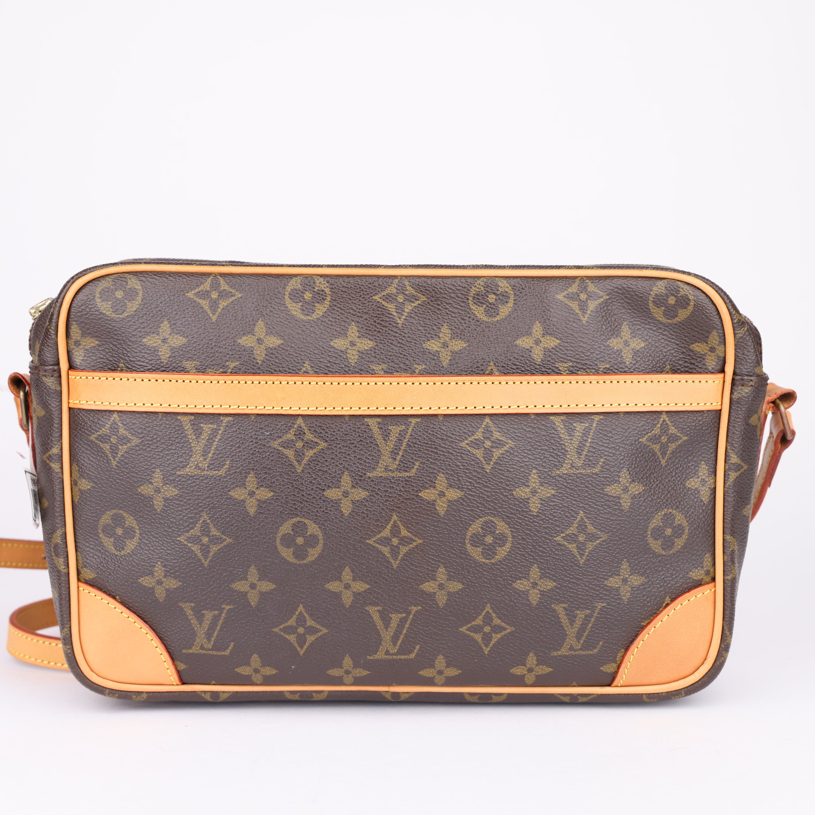 J1662 Louis Vuitton 30 Trocadero Handbag Monogram Canvas- Pre Owned