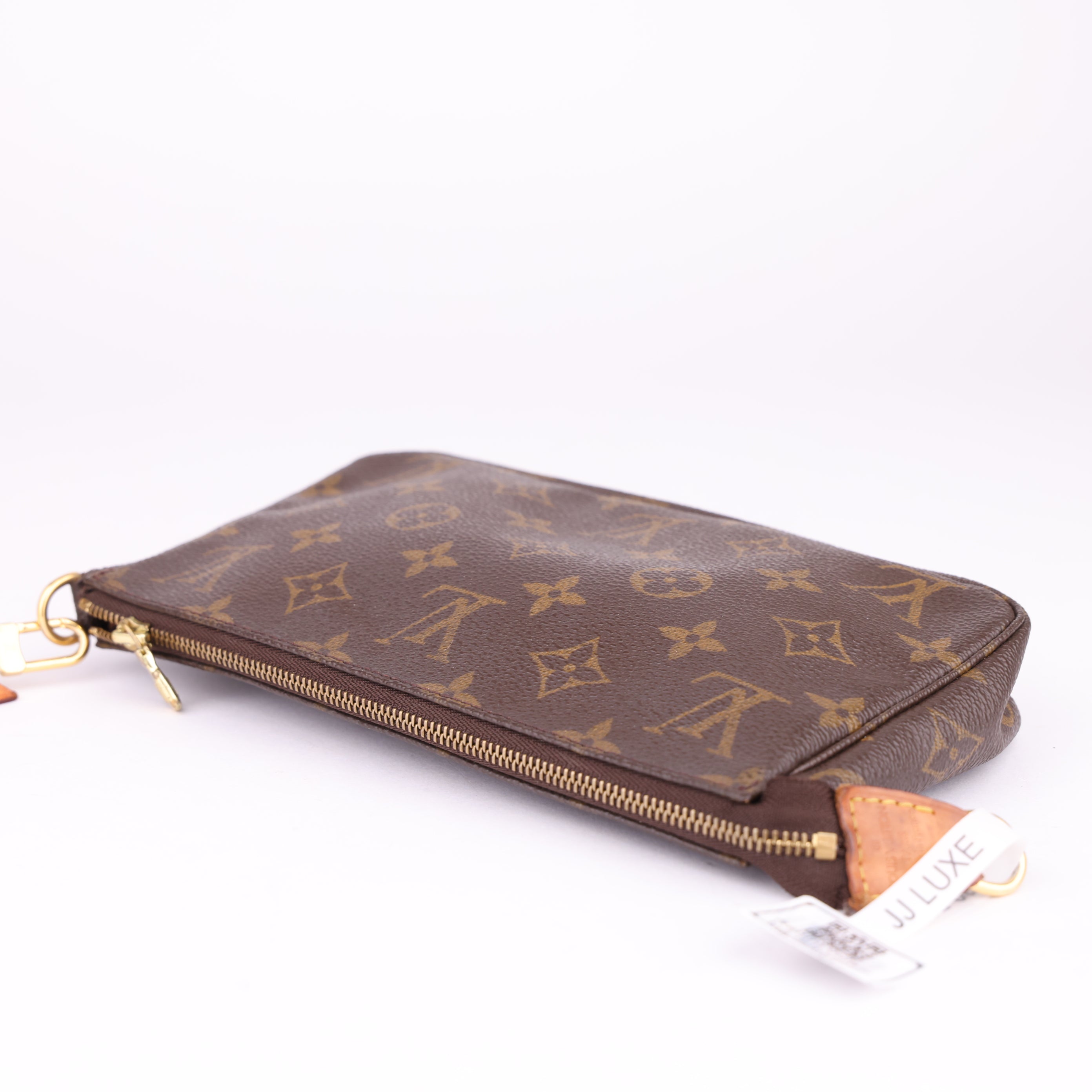 J1665 Louis Vuitton Pochette Monogram Canvas- Pre Owned