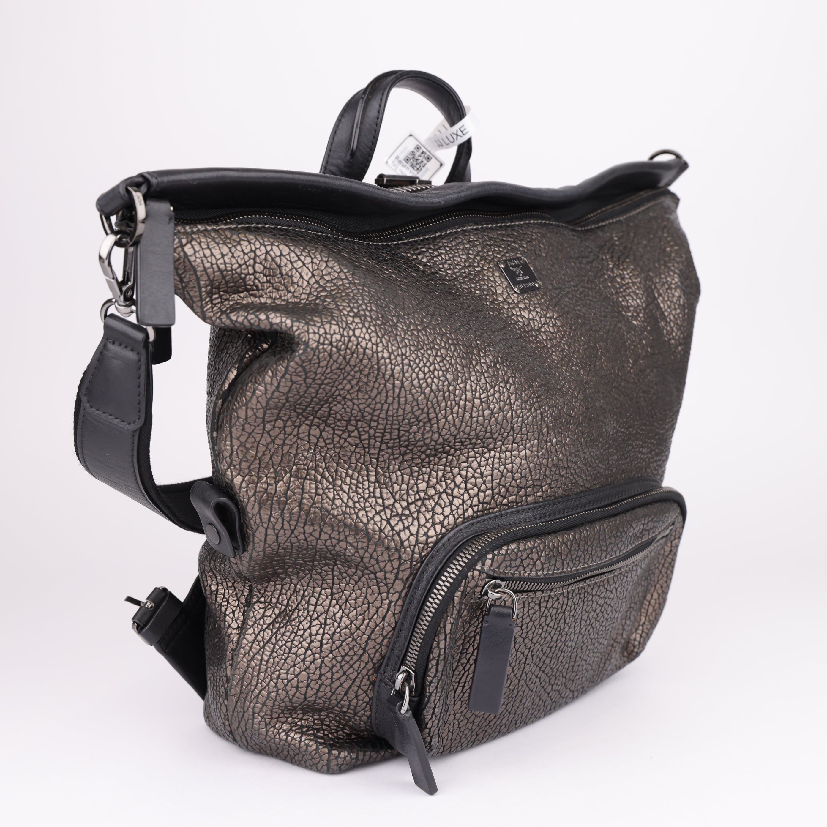 J1654 MCM Logo Plate Leather Backpack Leather Backpack- Pre Owned