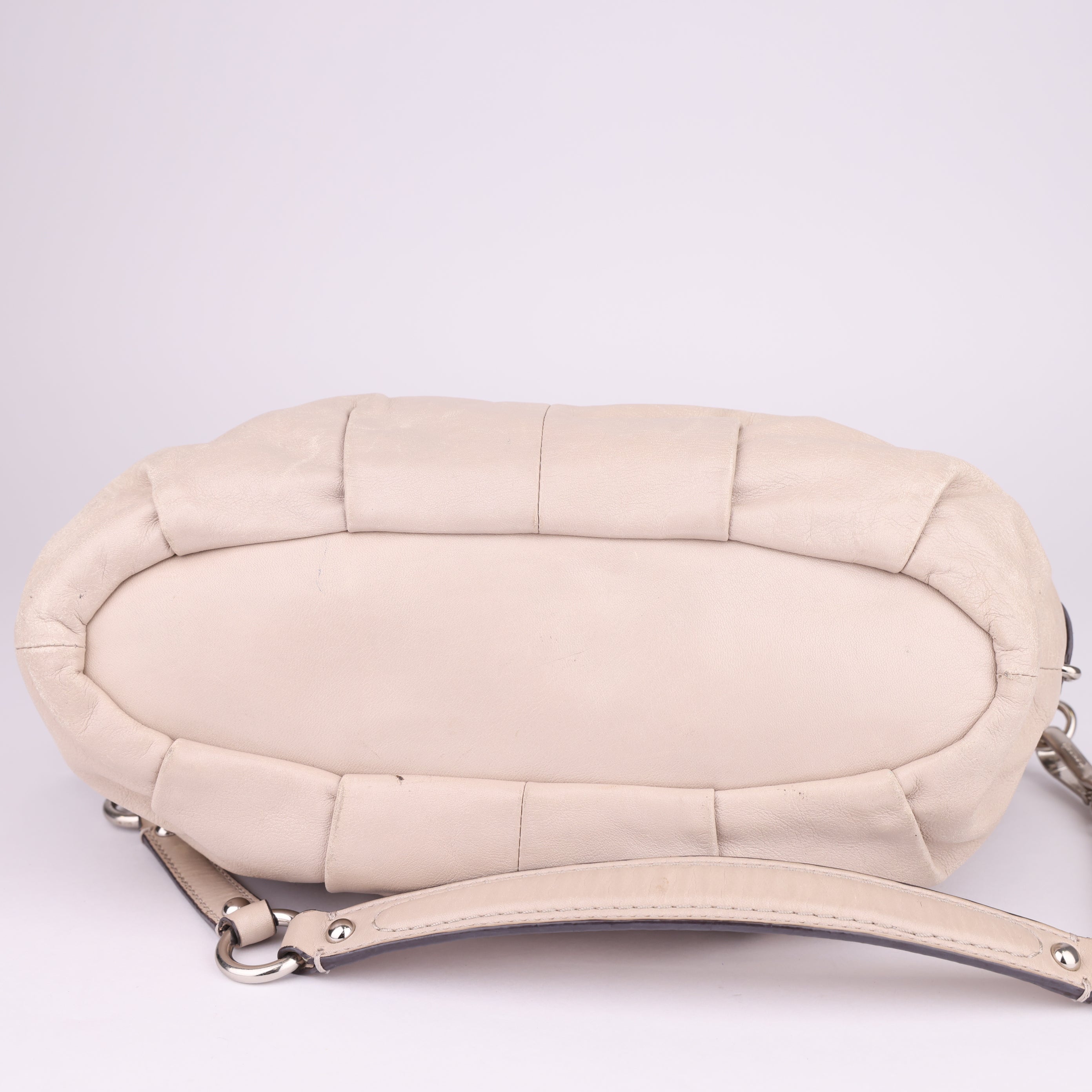 J1646 Coach Maddison Cream Leather Bag- Pre Owned