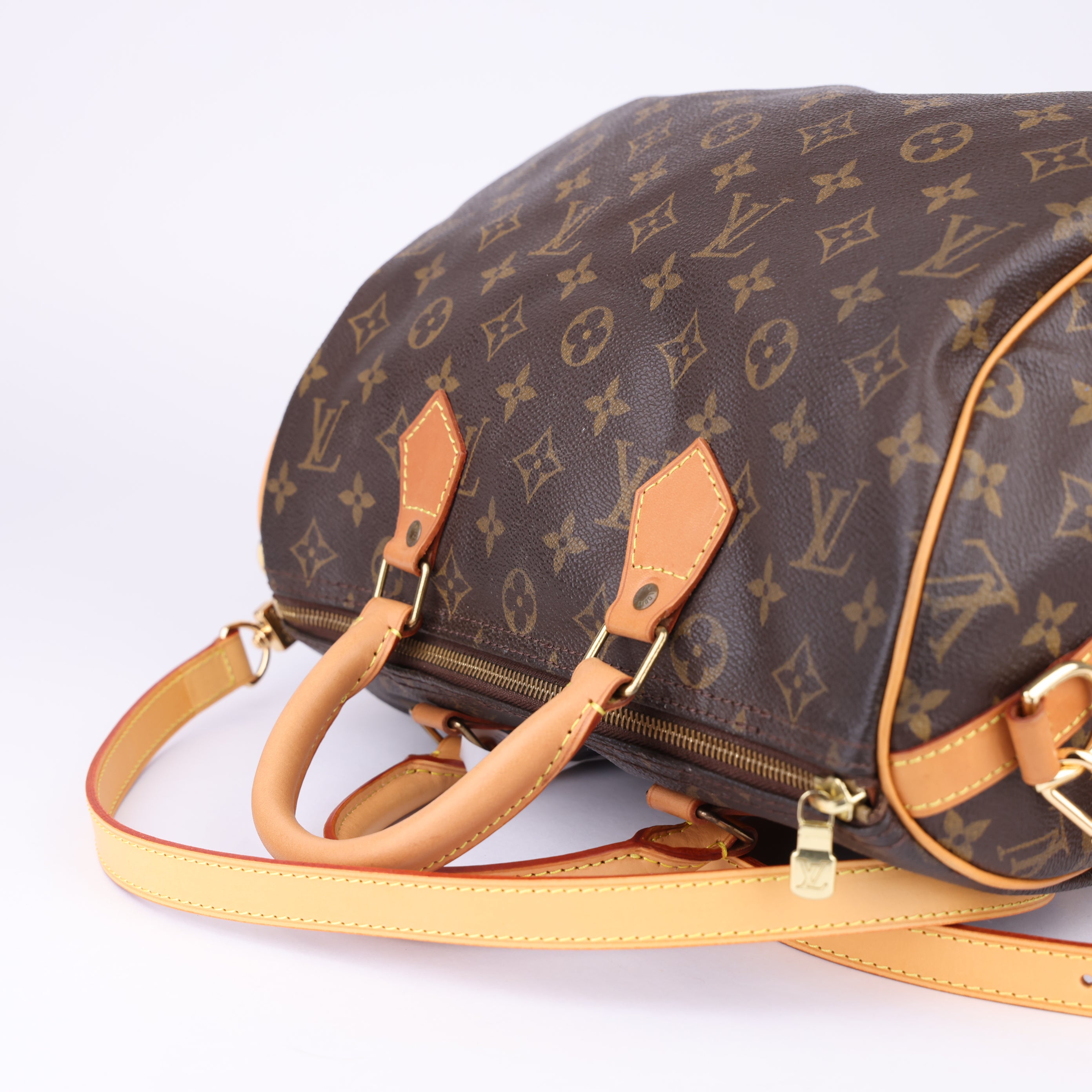 J1690 Louis Vuitton Speedy Bandoulière 30 Monogram Canvas- Pre Owned