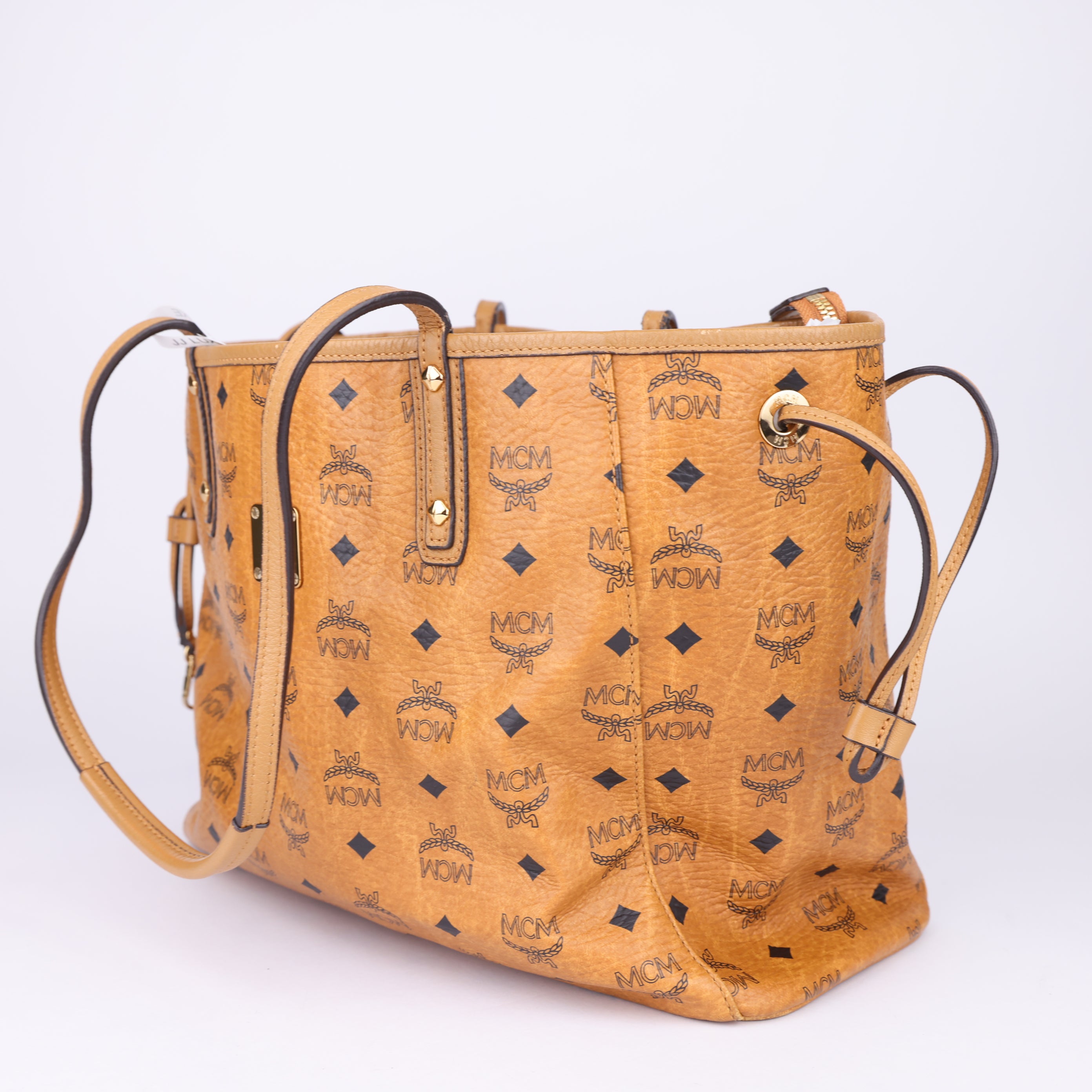 J1642 MCM Reversible Liz Shopper- Pre Owned