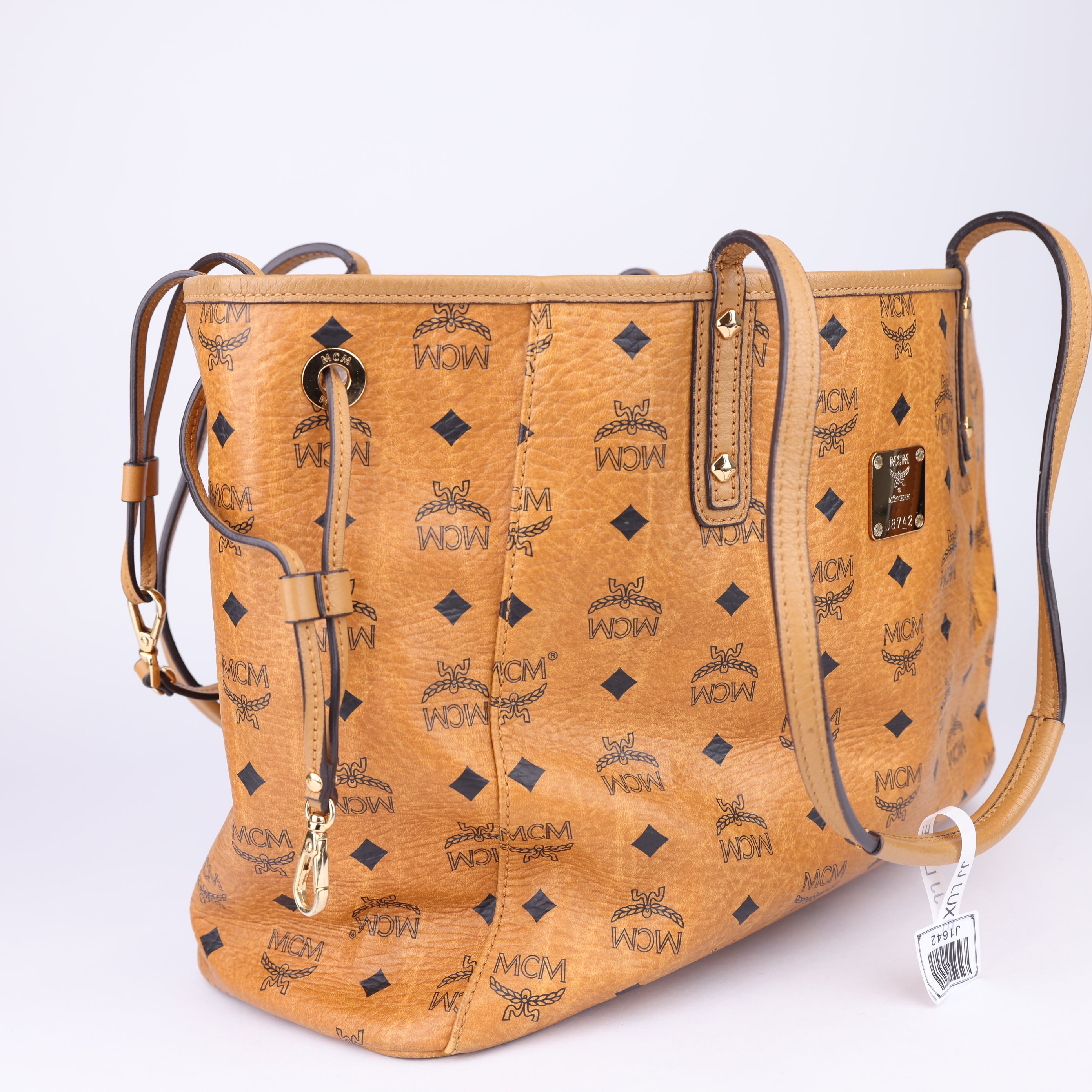 J1642 MCM Reversible Liz Shopper- Pre Owned