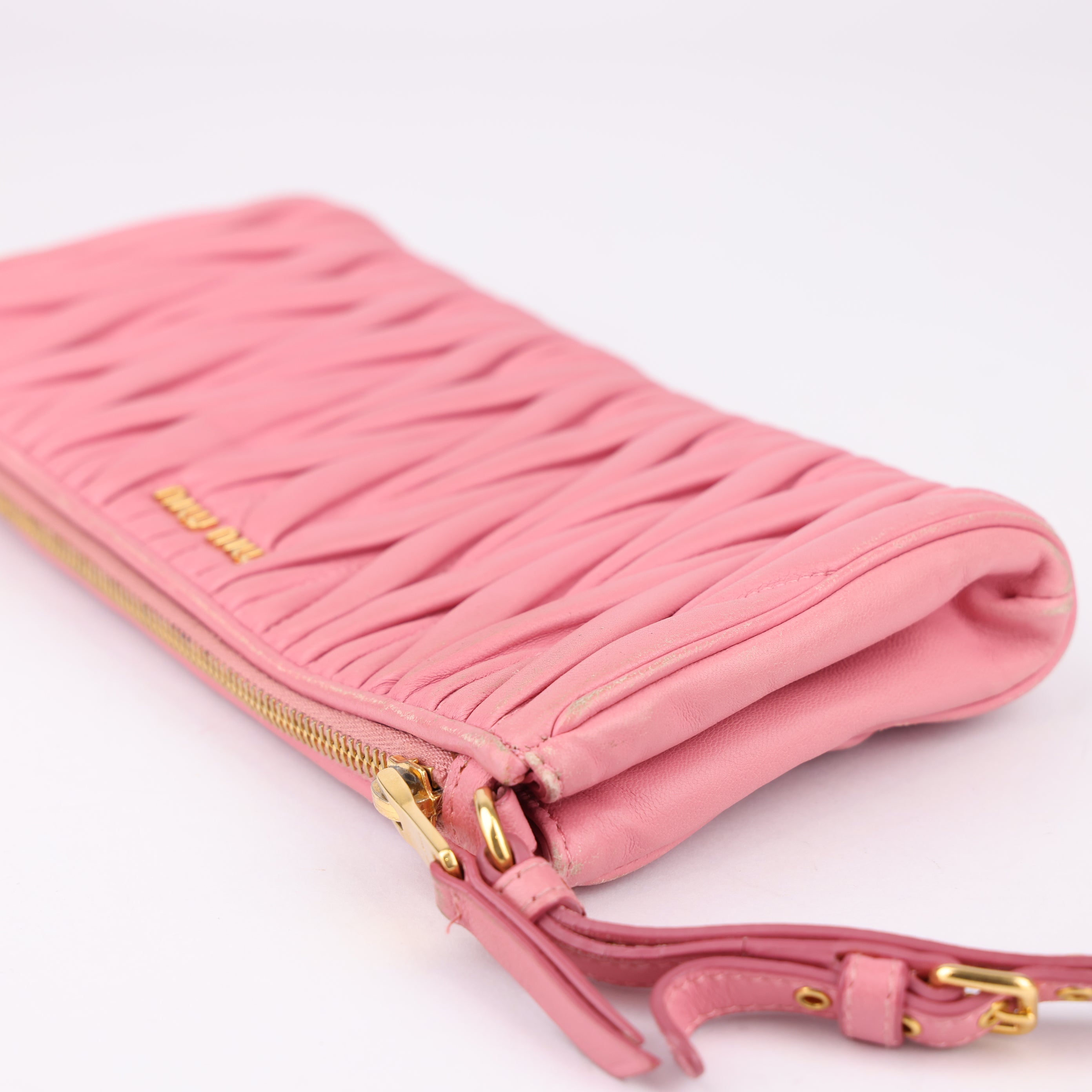 J1577 Miu Miu Pink Matelasse Nappa Wrystlet Clutch Bag- Pre Owned