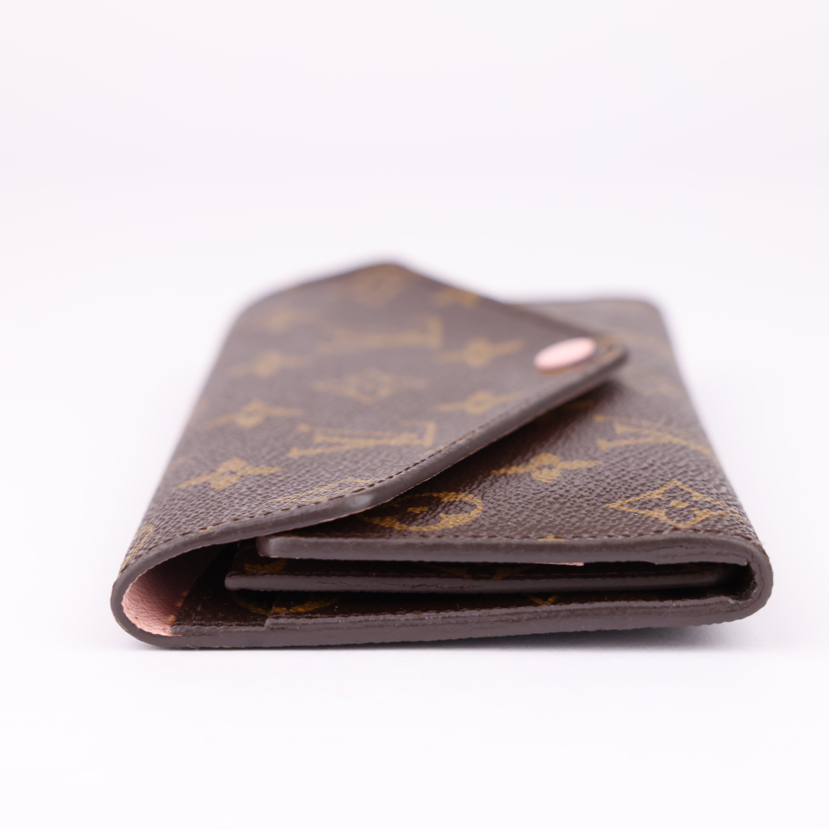 J1569 Louis Vuitton Monogram Sara Wallet- Pre Owned