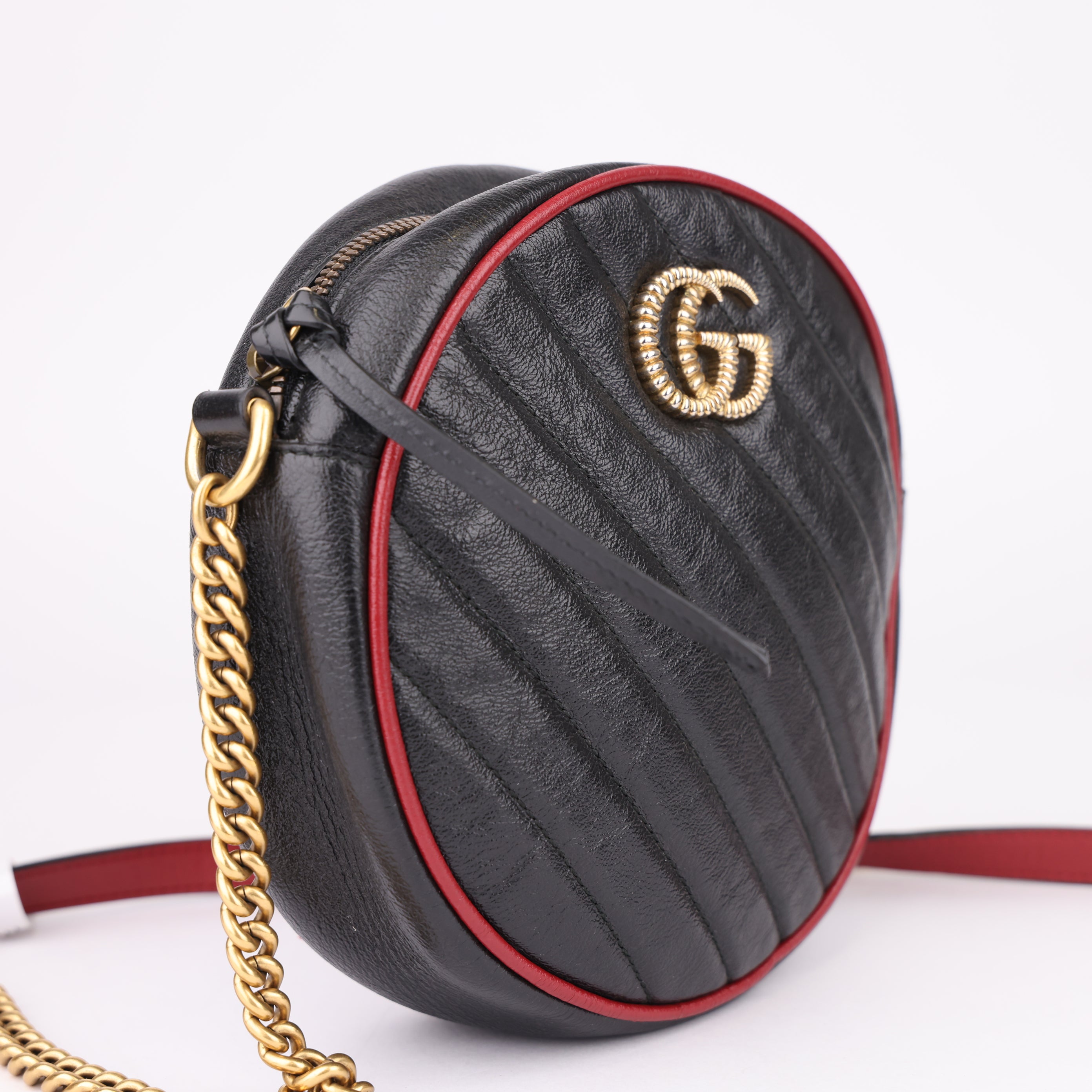 J1564 Gucci Marmont Mini Round Shoulder Bag in Black- Pre Owned
