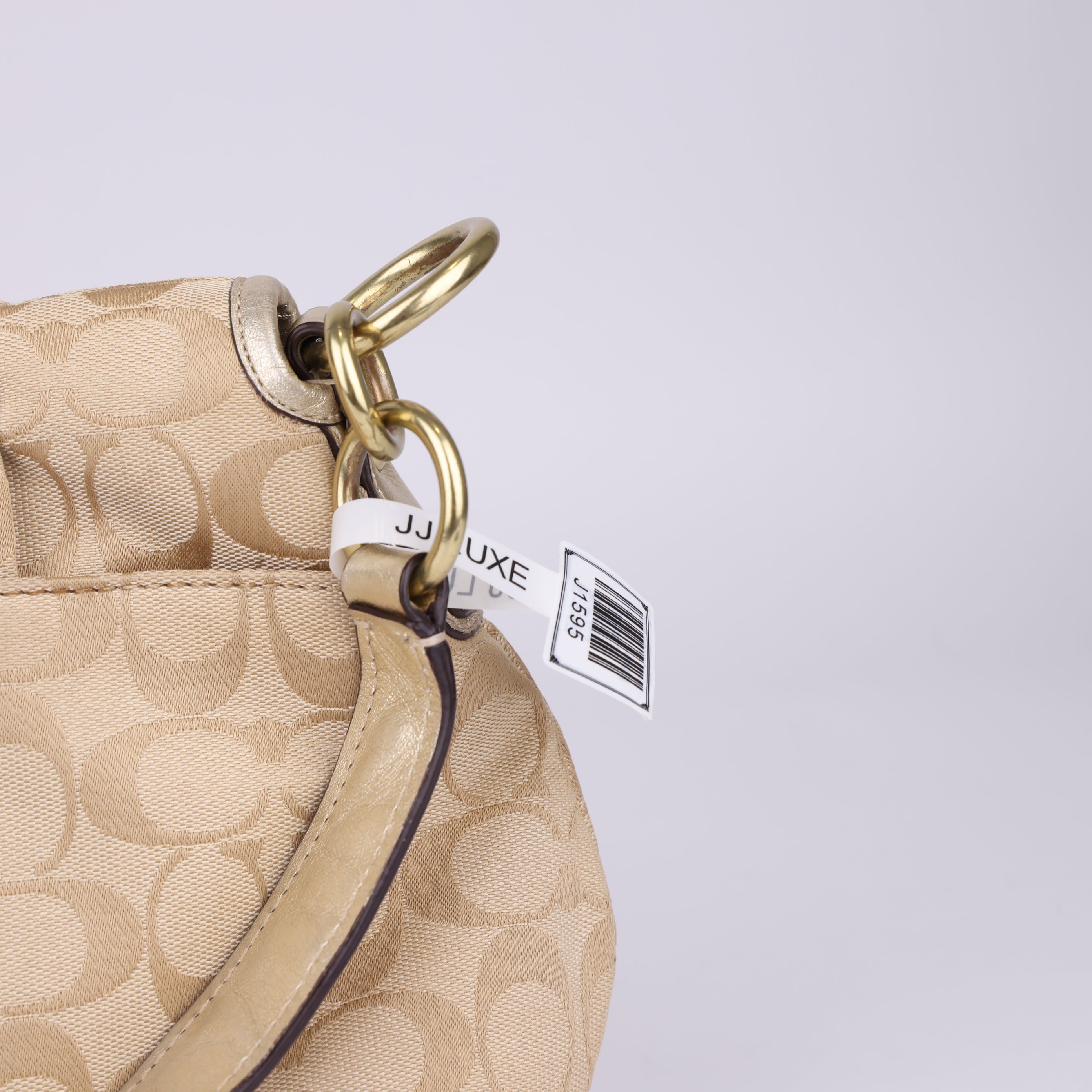 J1595 Coach sufflette leather handbag Beige in Leather - Pre Owned