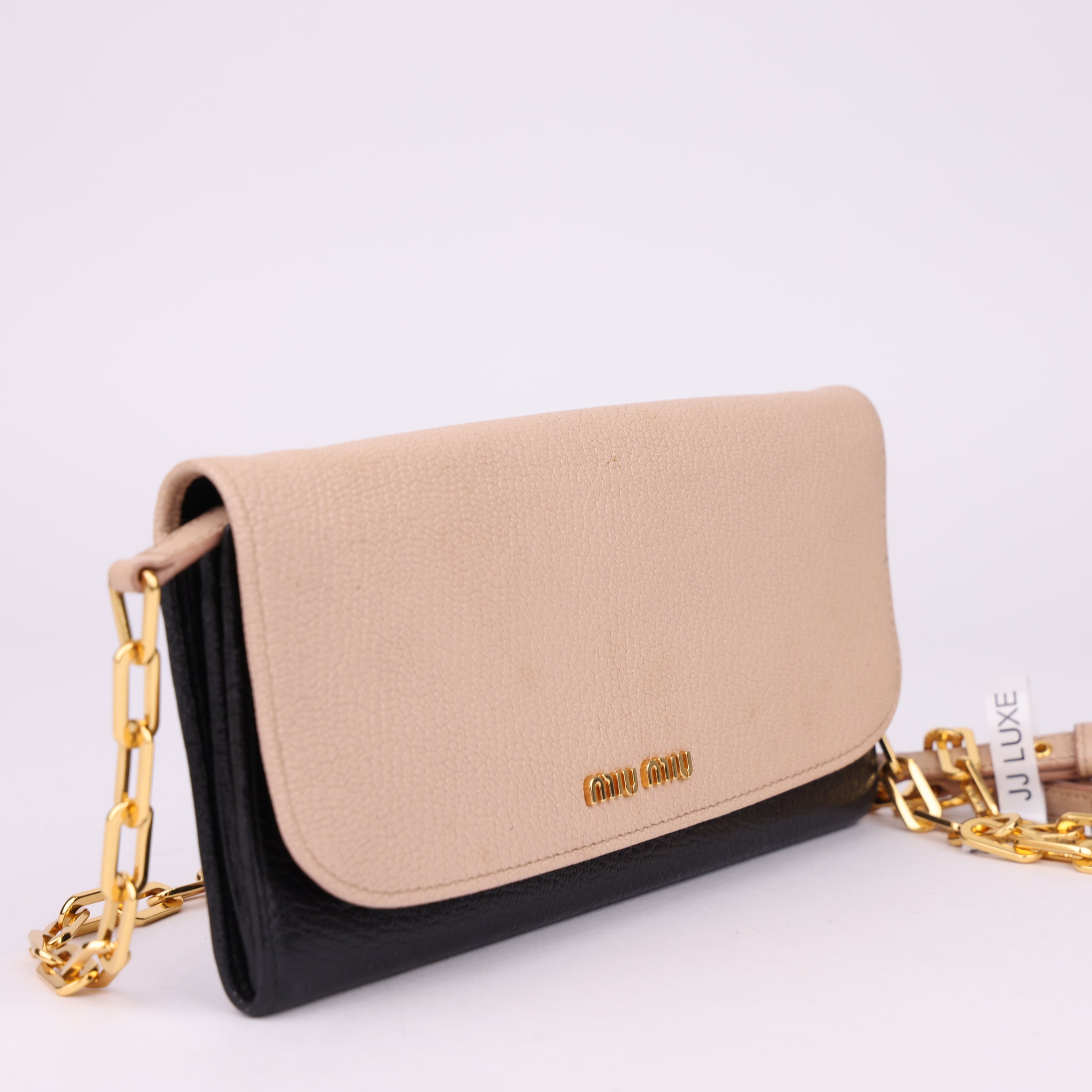 J1556 Miu Miu Bicolor Leather Wallet On Chain - Pre Owned