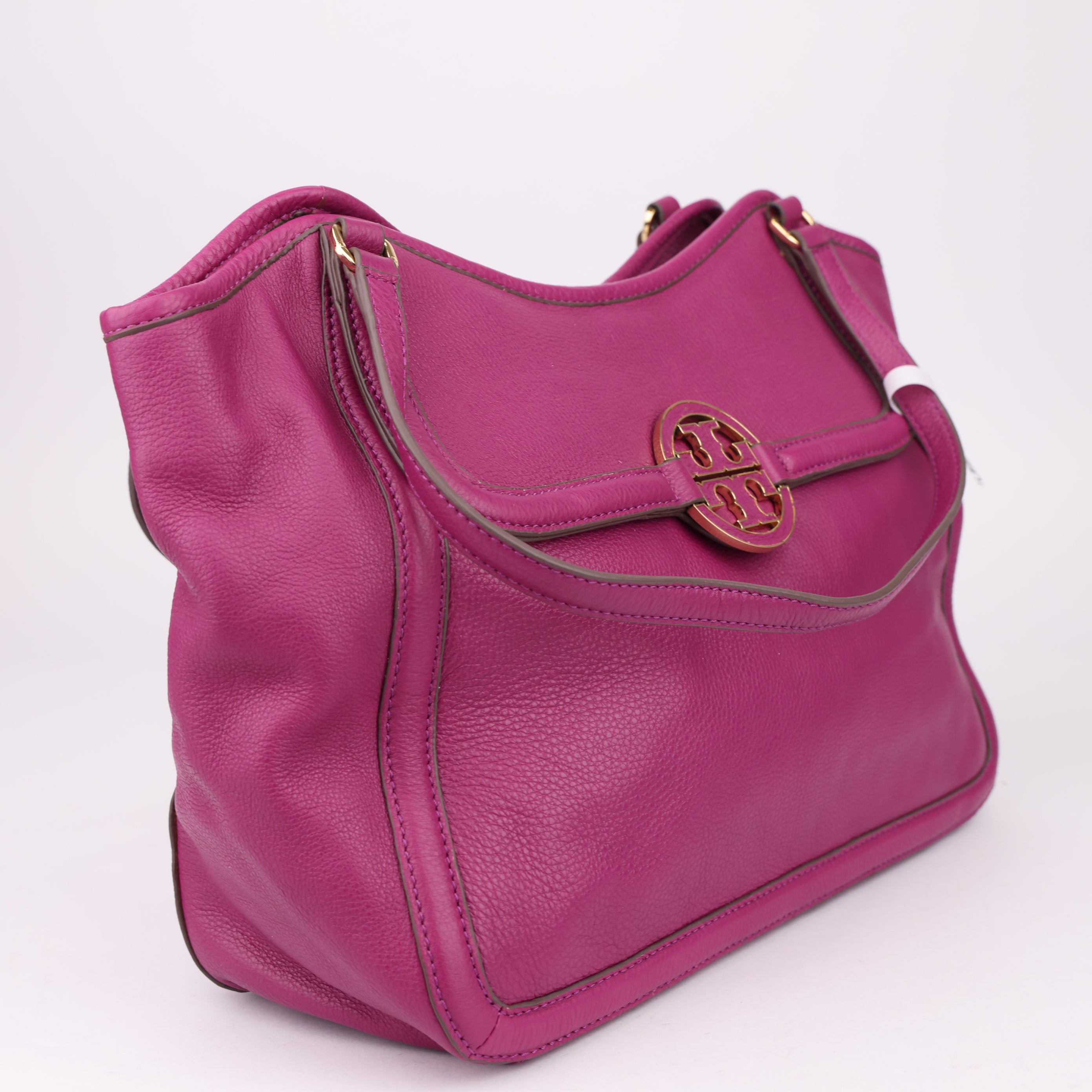 J1559 Tory Burch Amanda Classic Pebble Leather Tote- Pre Owned
