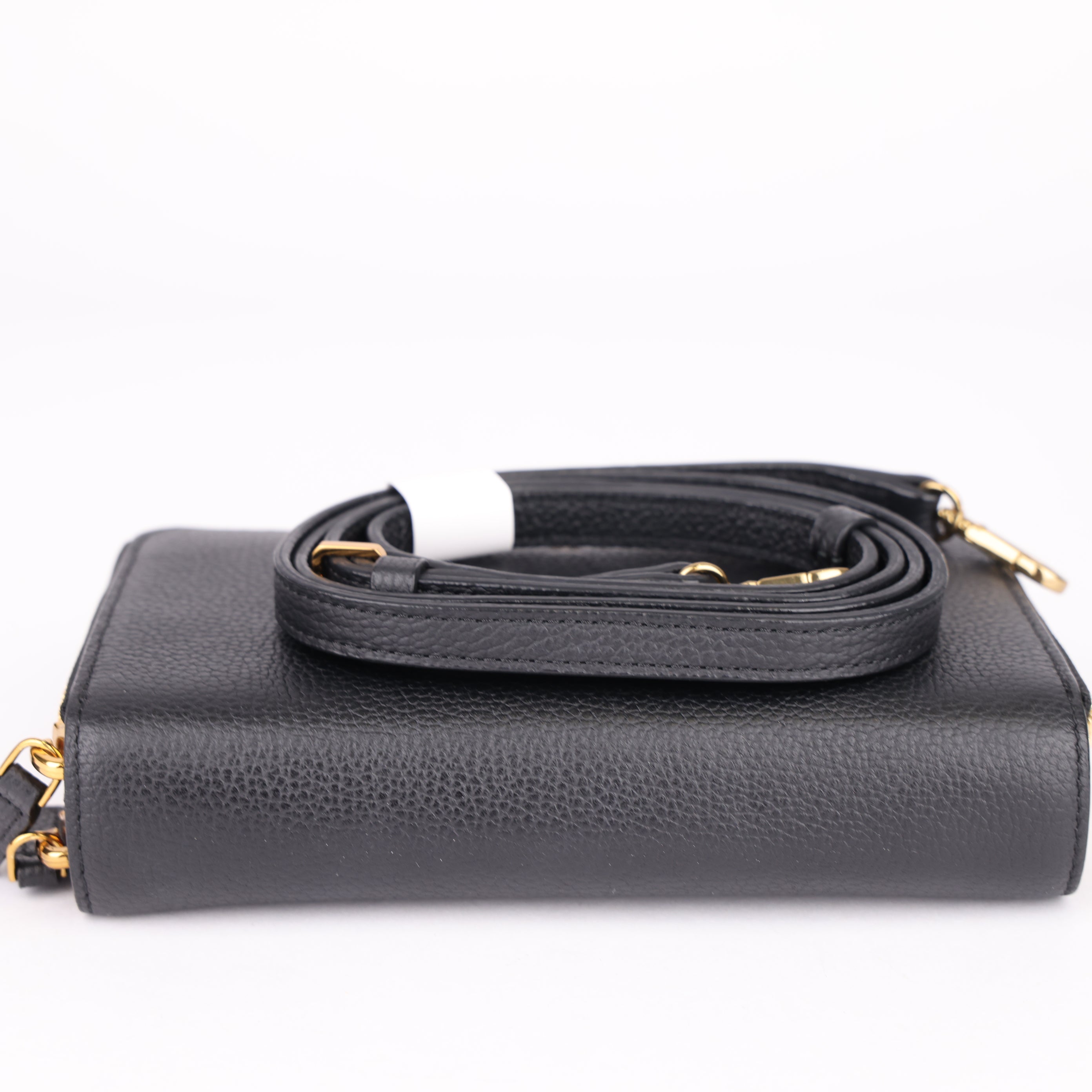 J1532 MCM Zip Around Wallet- Pre Owned