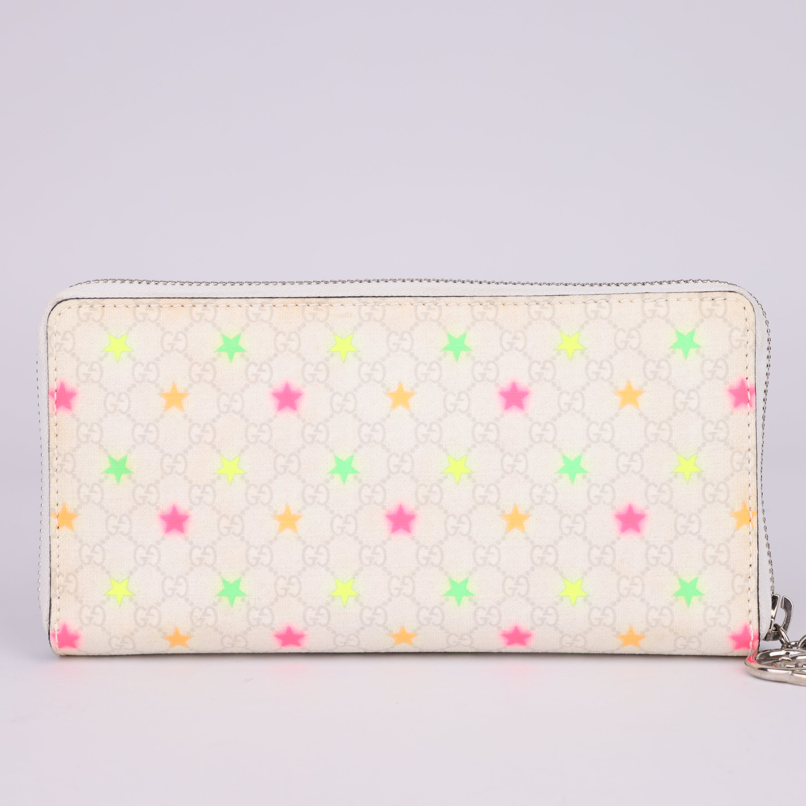 J1481 Gucci Zip Around Wallet White Micro GG Supreme Stars Canvas - Pre Owned