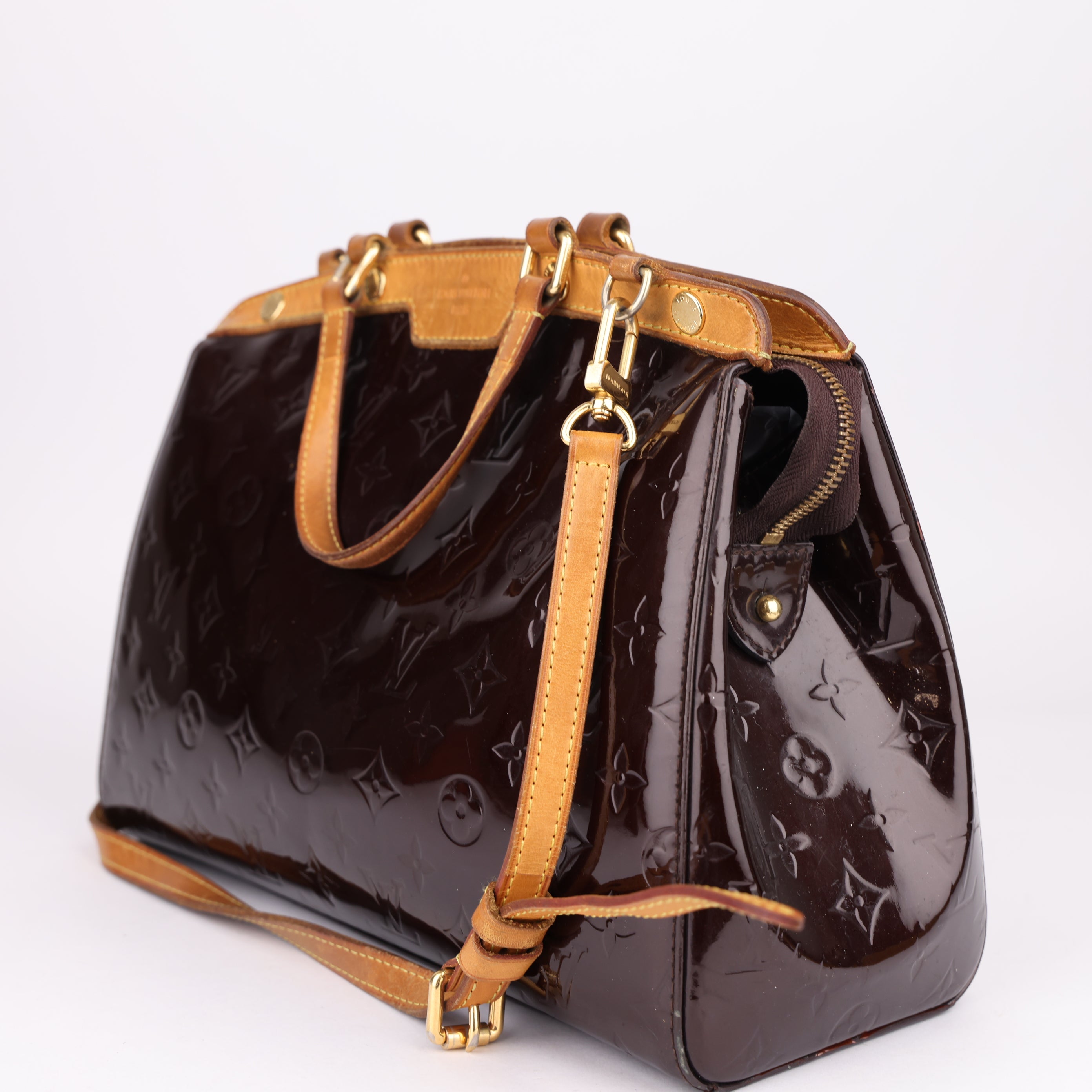 J1490 Louis Vuitton Vernis Handbag MM- Pre Owned