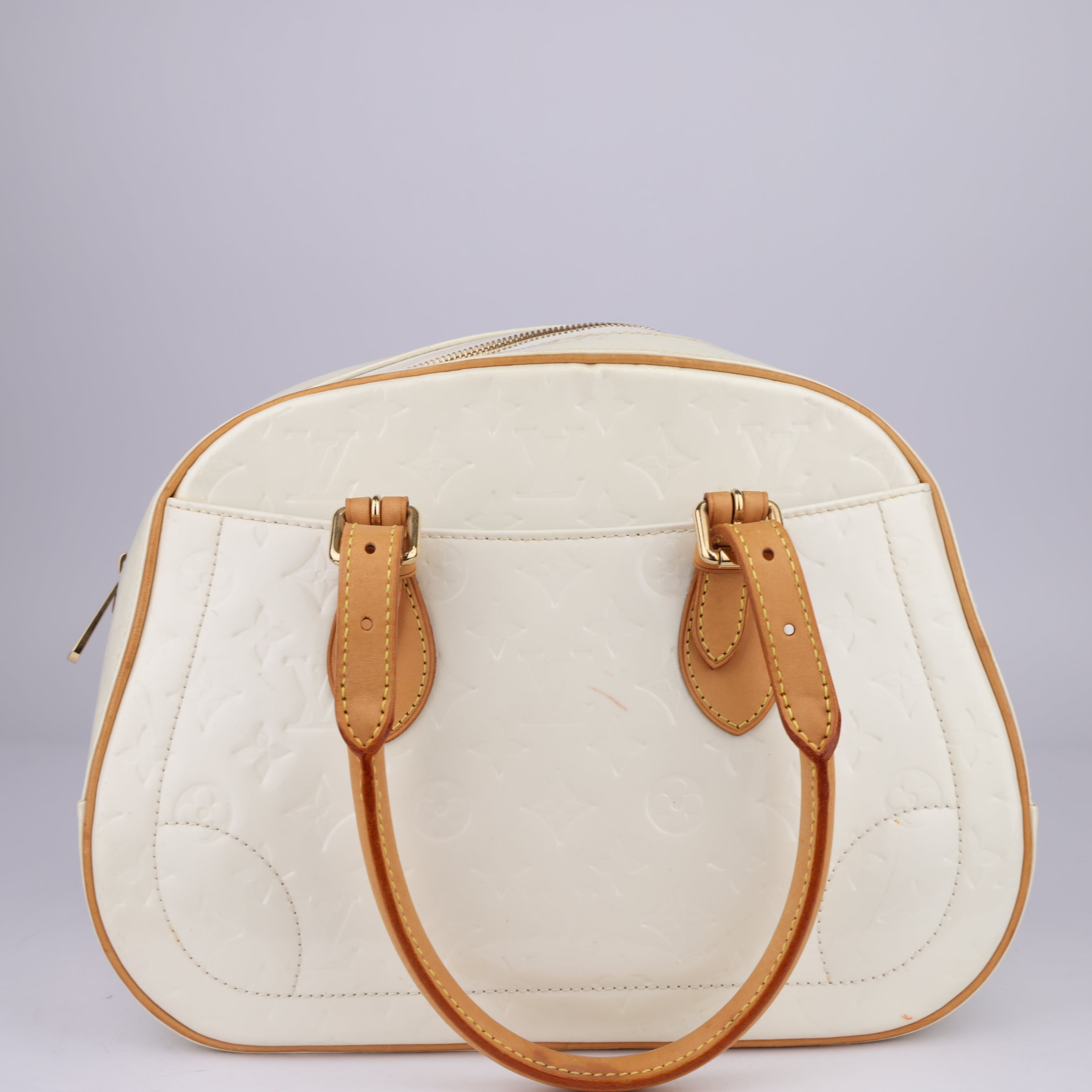 J1484 Louis Vuitton Perle Monogram Vernis Summit Drive Bag- Pre Owned