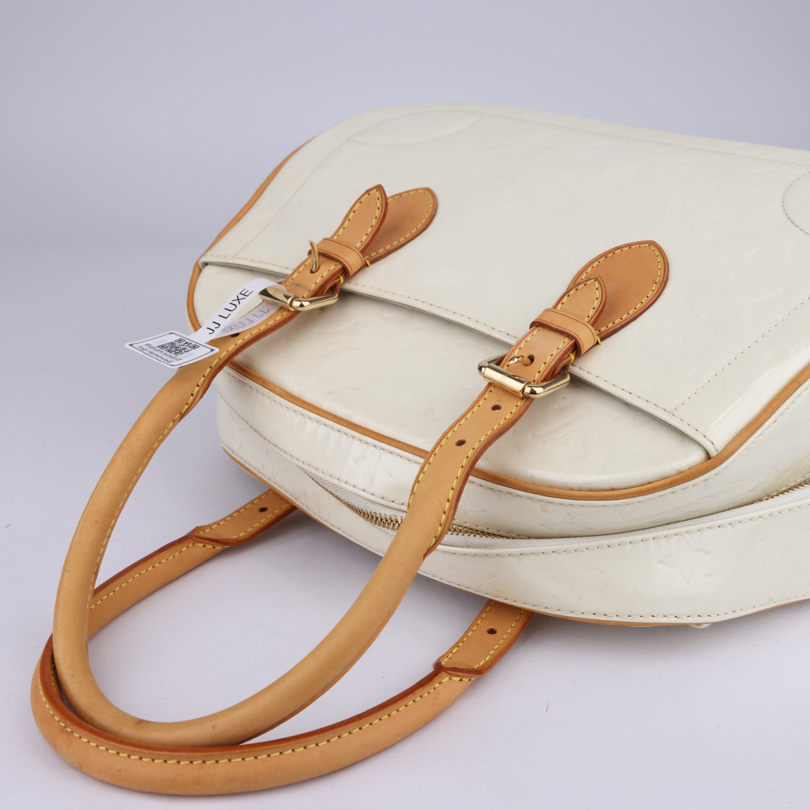 J1484 Louis Vuitton Perle Monogram Vernis Summit Drive Bag- Pre Owned