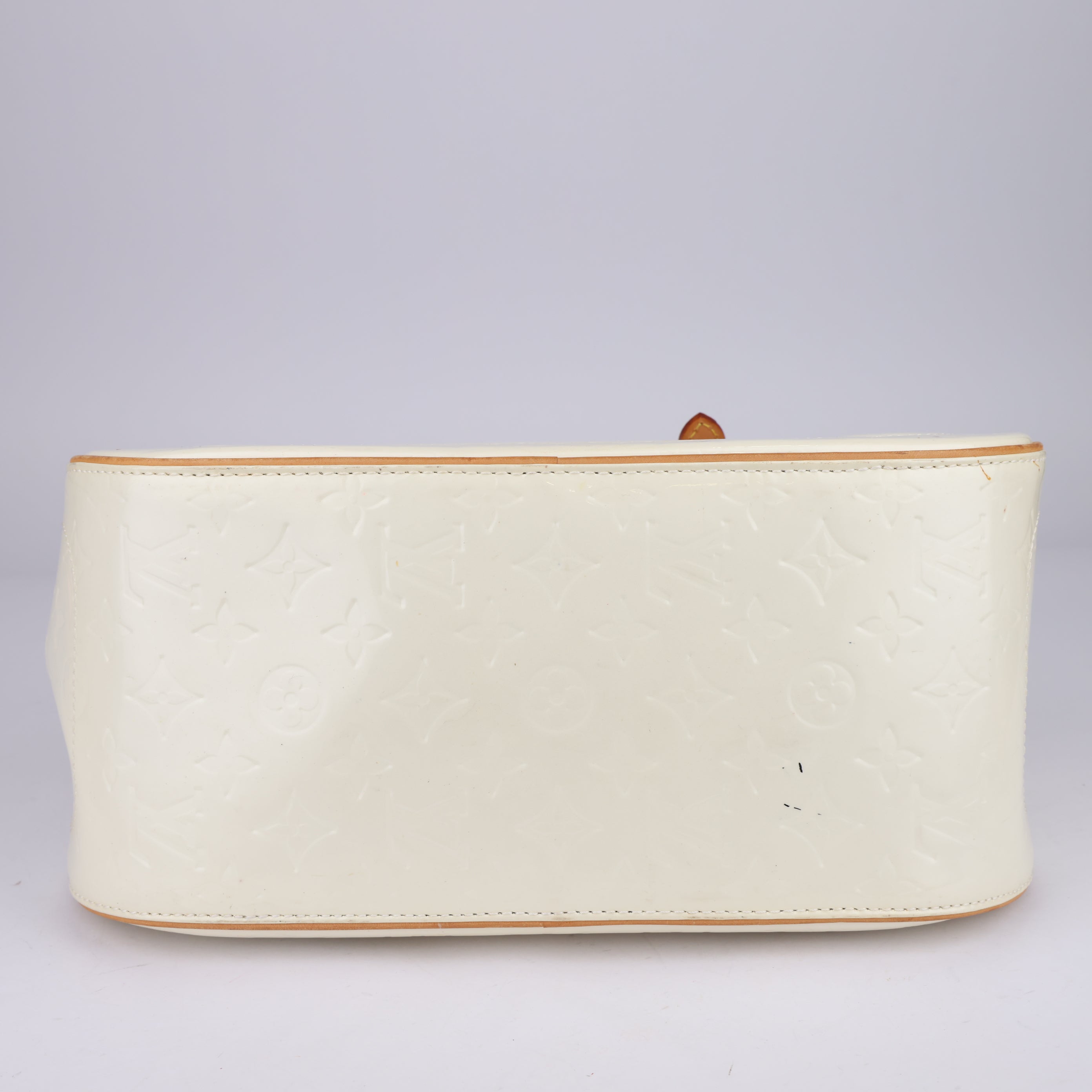 J1484 Louis Vuitton Perle Monogram Vernis Summit Drive Bag- Pre Owned