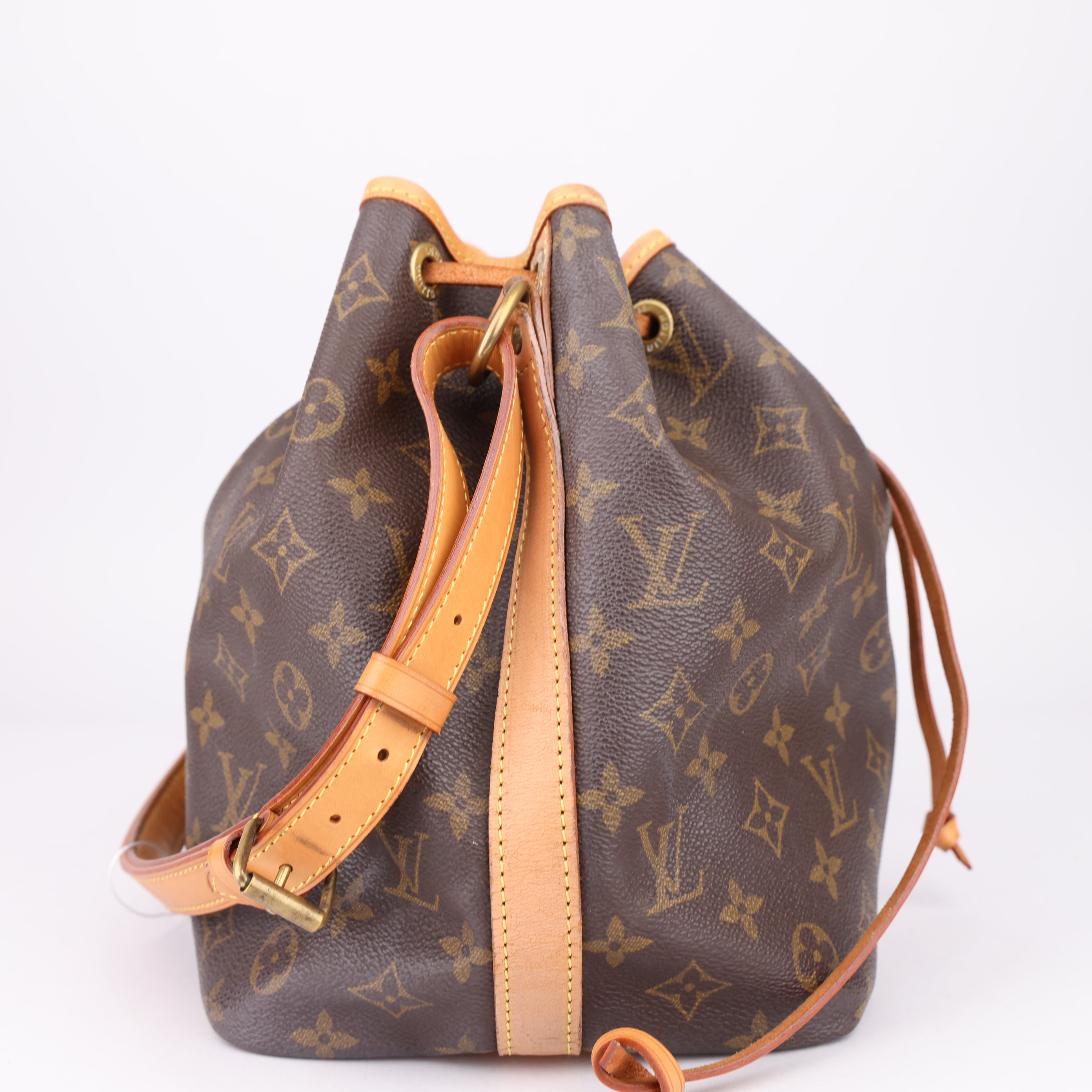 J1462 Louis Vuitton Petit Noé Bag in Monogram Canvas- Pre Owned