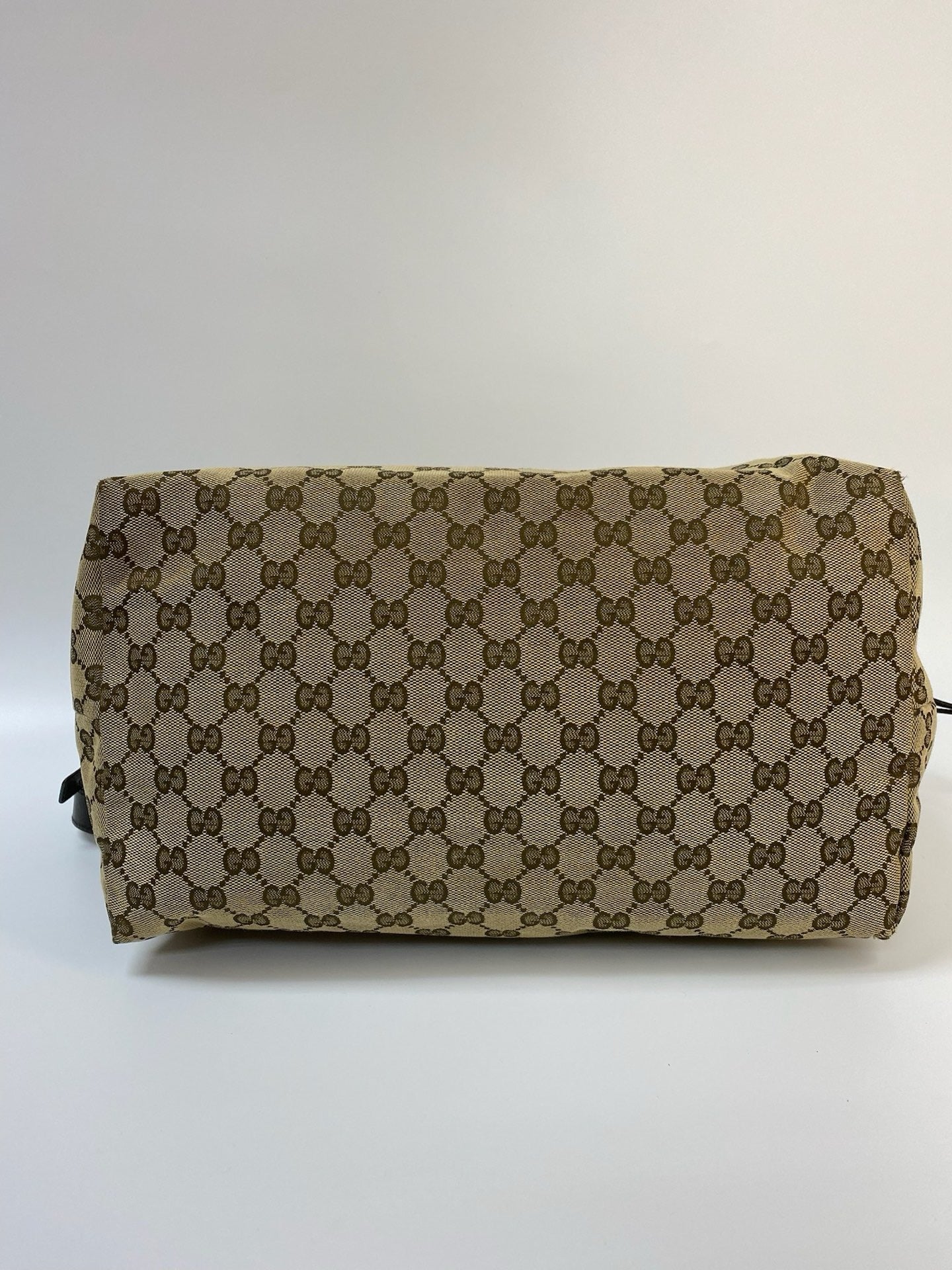 J2865 Gucci Tote Bag GG Canvas Beige Monogram Tote Bag | Pre-Owned Beige Canvas GG Monogram