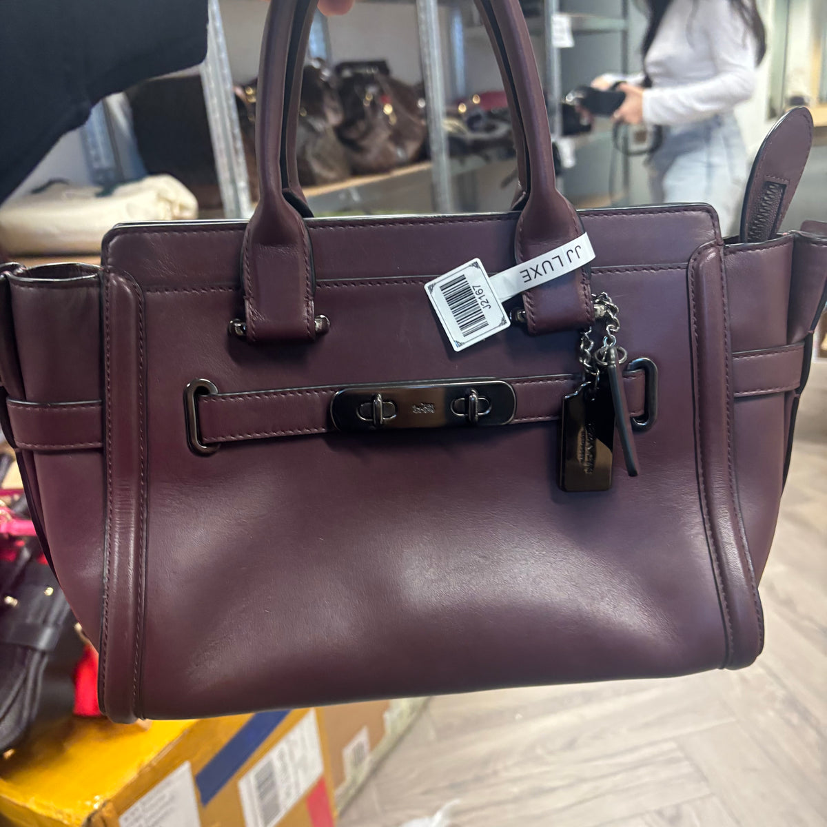 J2167# Shoulder bag Coach plum
