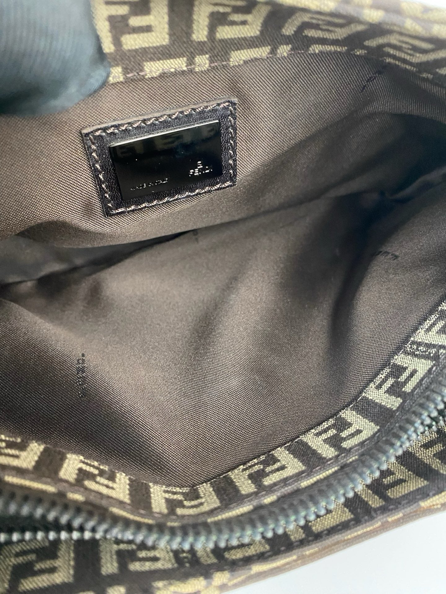 J2968 Fendi Shoulder Bag Zuccino Canvas Crossisant Hobo Baguette | Pre-Owned Brown Zuccino Canvas
