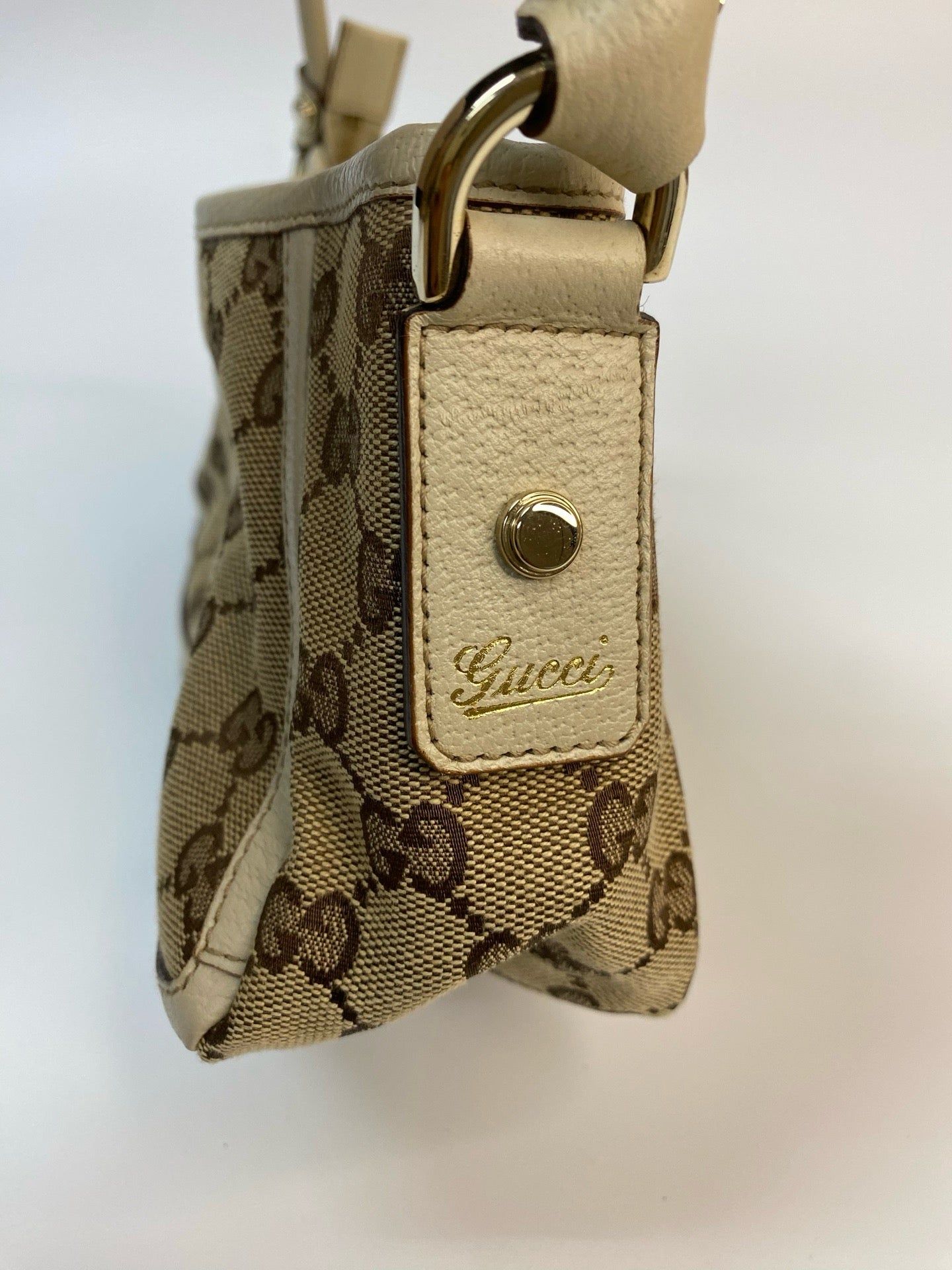 J2862 Gucci Shoulder Bag Monogram D Ring Shoulder Bag small | Pre-Owned Brown Canvas/Monogram