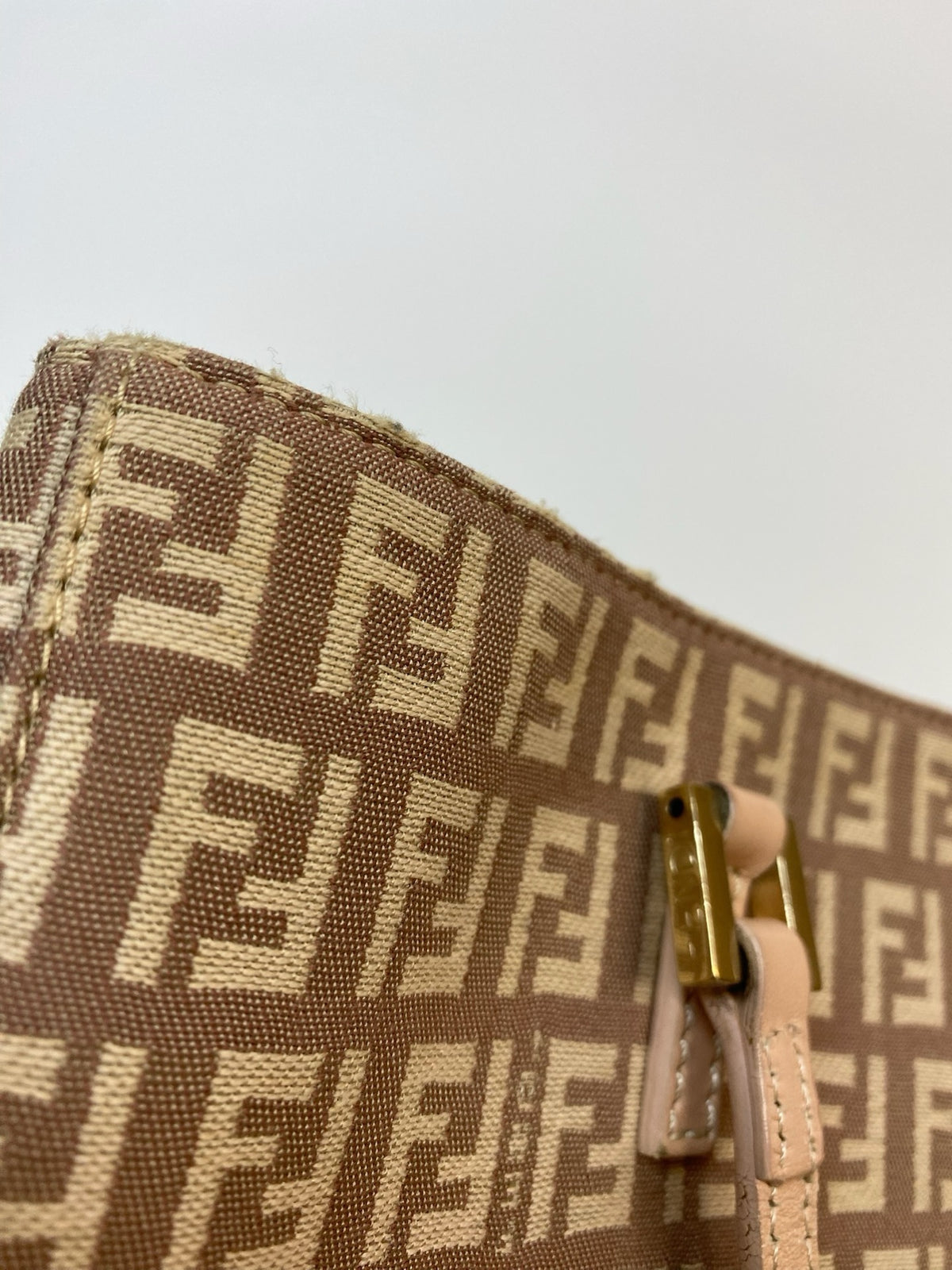 J2972 Fendi Tote Bag Pink Zucchino Canvas | Pre-Owned Pink Zucchino Canvas