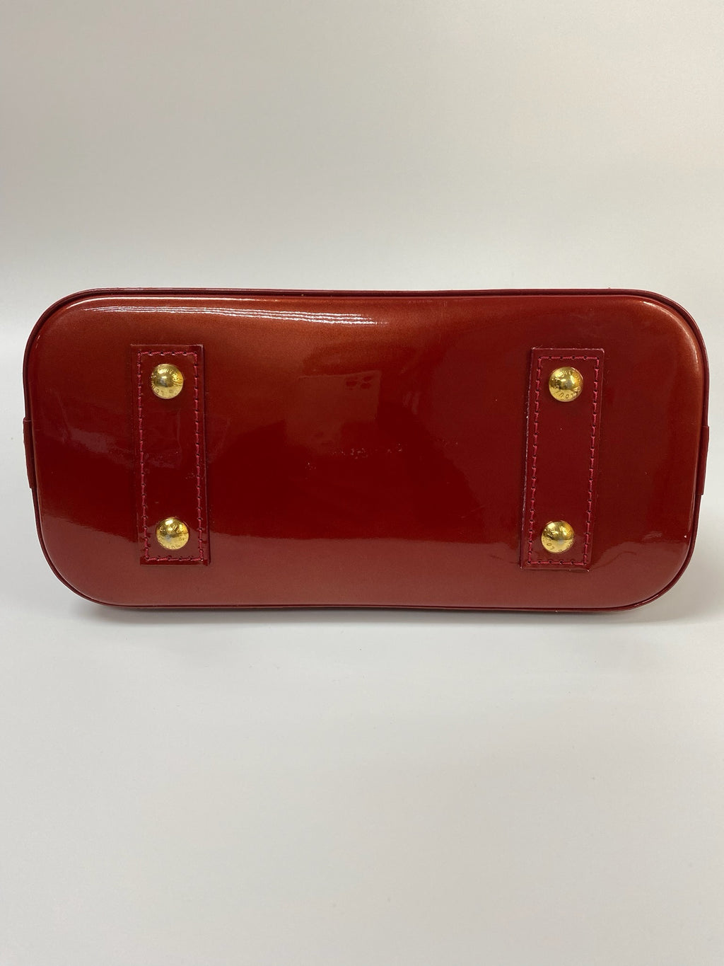 J2979 Louis Vuitton Crossbody Bag Red Monogram Vernis Alma BB | Pre-Owned Red Monogram Vernis Canvas, Patent leather