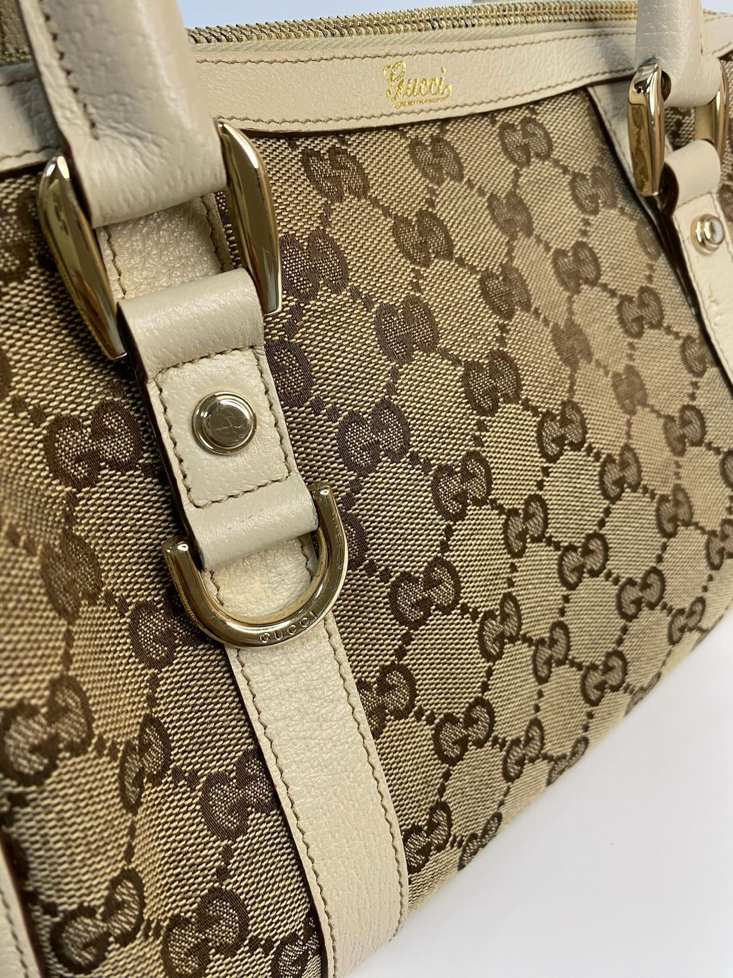 J2975 Gucci Top Handle Bag Vintage Gucci Abbey Boston Handbag | Pre-Owned