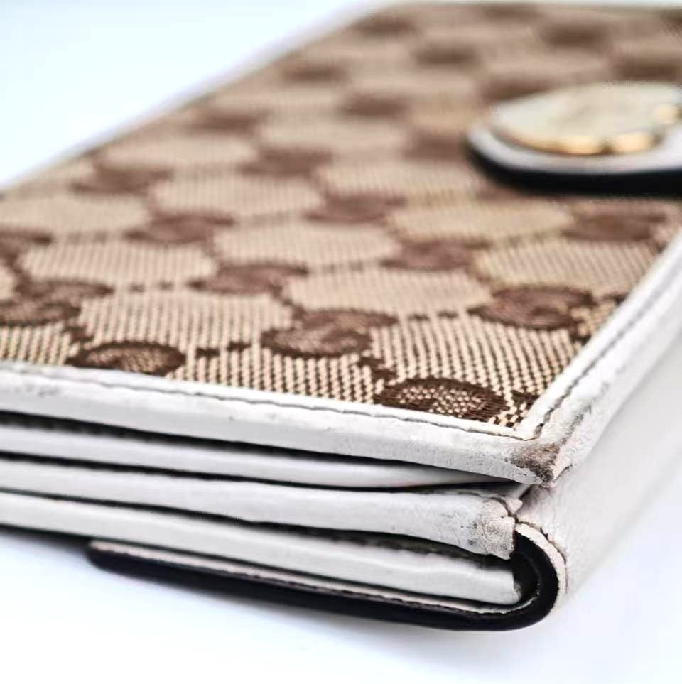 C2983 Gucci Wallet GG Canvas Lovely Heart Continental Wallet | Pre-Owned Very Good Beige / Brown Canvas, Leather GG Canvas