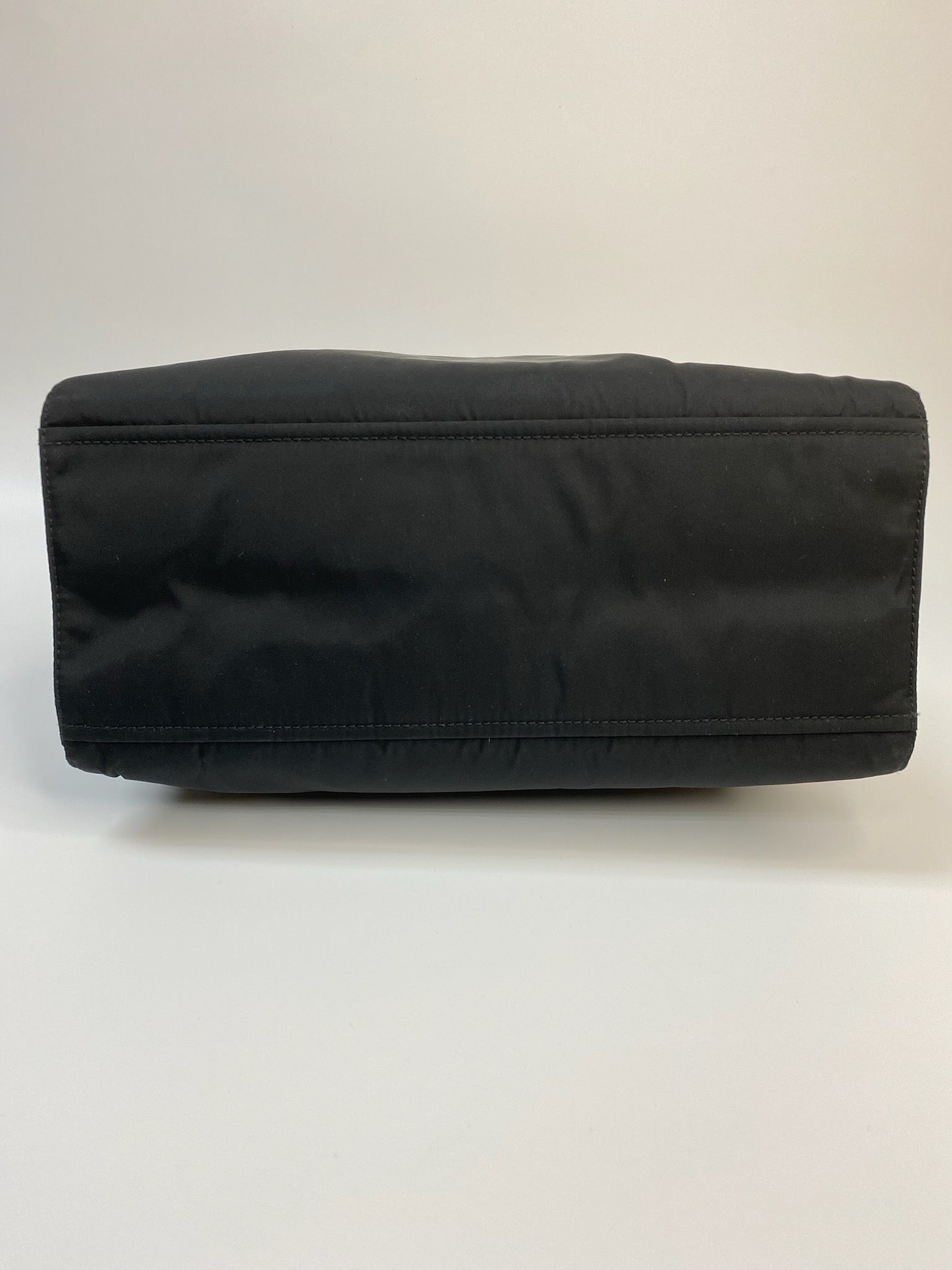 J2958 Prada Shoulder Bag Tessuto Nylon Tote Bag Black Leather Handle | Pre-Owned Black Nylon, Leather