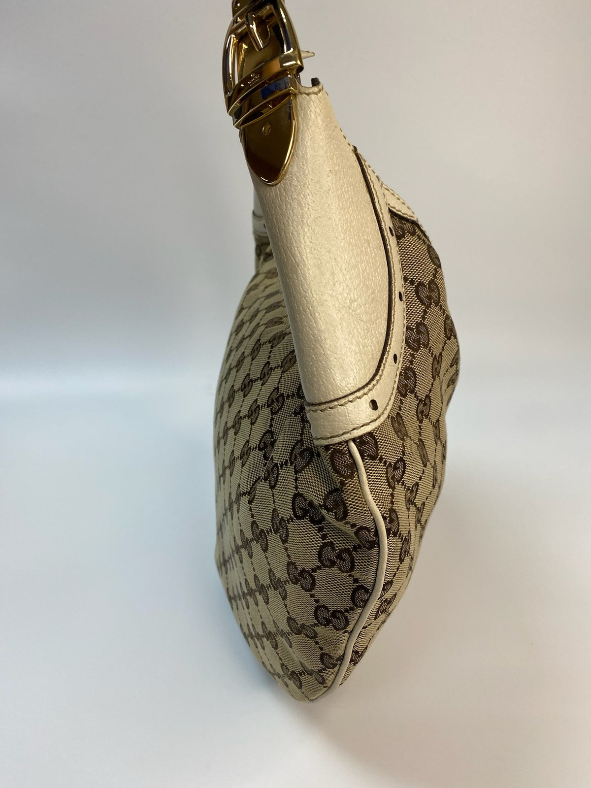 J2877 Gucci Shoulder Bag Monogram Large Crossiant Hobo Bag | Pre-Owned Brown Canvas/Monogram