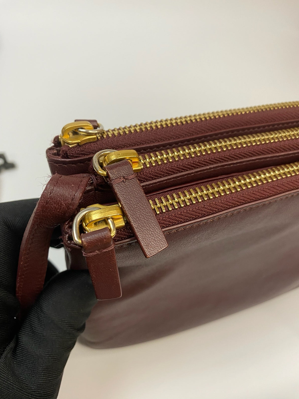 J2978# Celine Crossbody Bag Crossbody Trio in red, Box Calfskin | Pre-Owned Red Calfskin leather