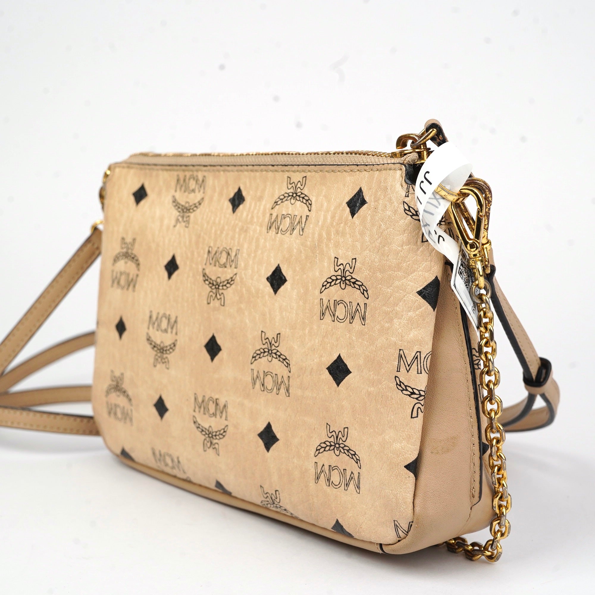 J1424 MCM Visetos Medium Portuna Pouch- Pre Owned