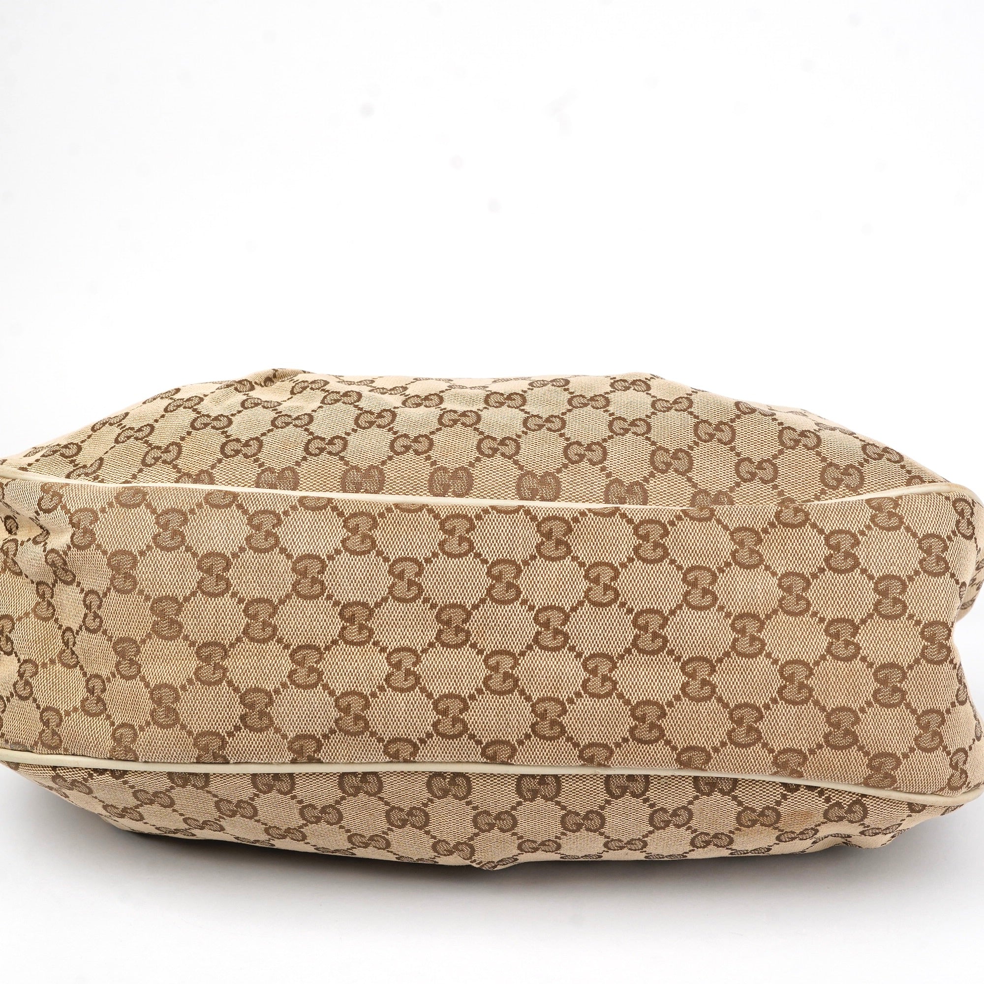 J1431 Gucci GG Canvas Sukey Shoulder Bag- Pre Owned