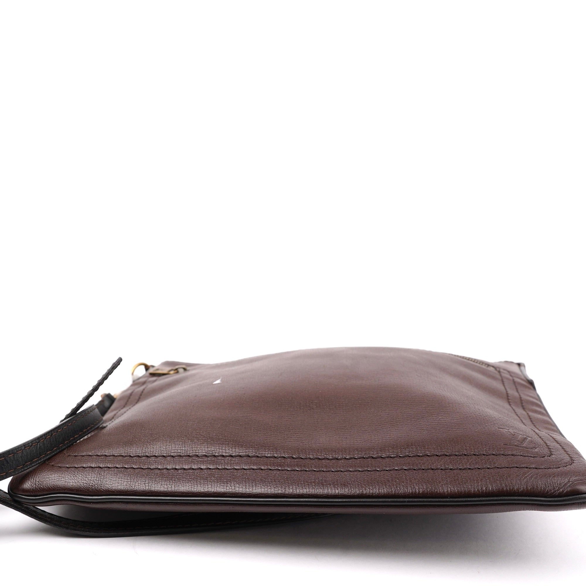J1429 LOUIS VUITTON Utah Sac Plat Shoulder Bag- Pre Owned