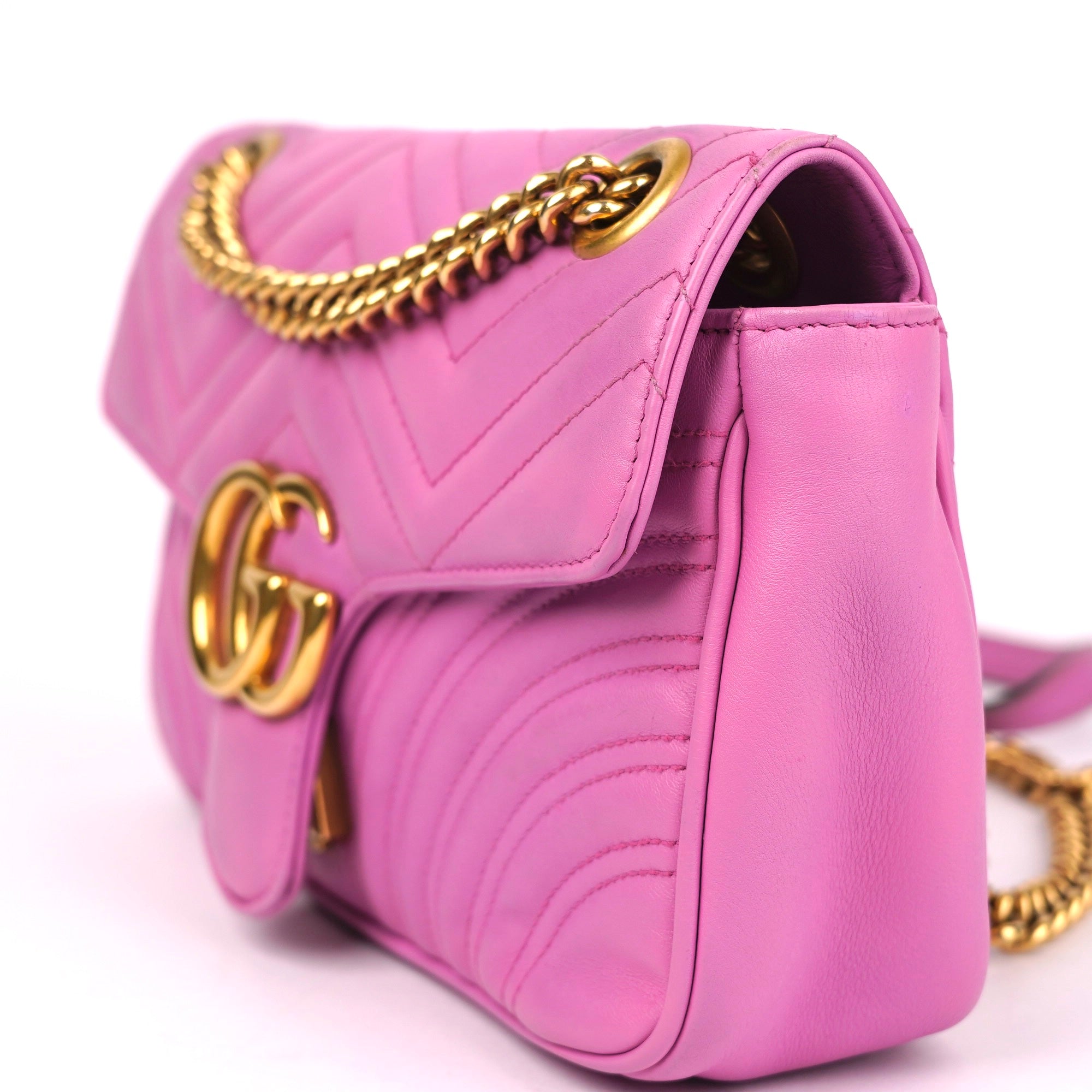 J1377 Gucci GG Marmont Medium Matelassé Shoulder Bag- Pre Owned