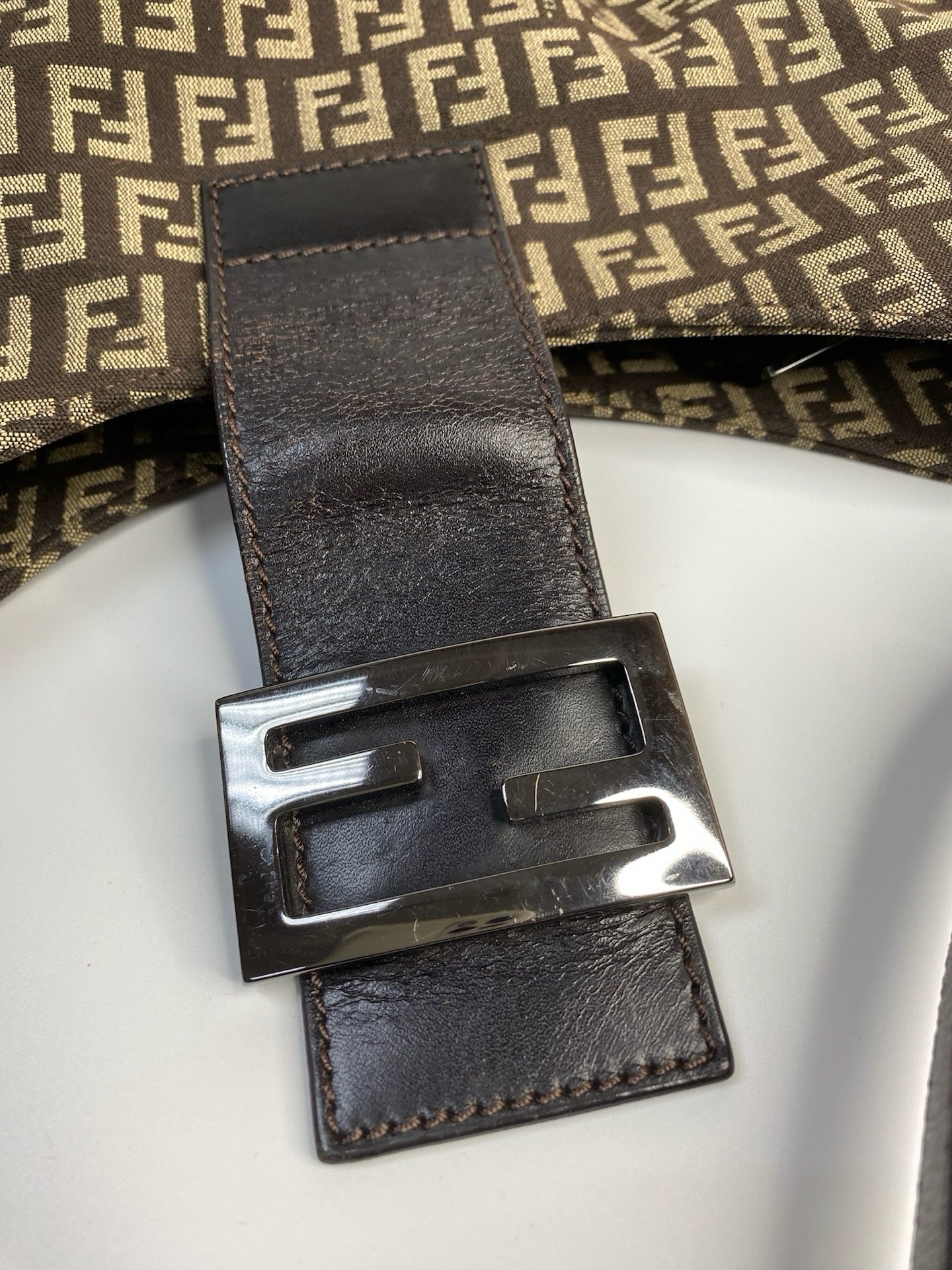 J2968 Fendi Shoulder Bag Zuccino Canvas Crossisant Hobo Baguette | Pre-Owned Brown Zuccino Canvas