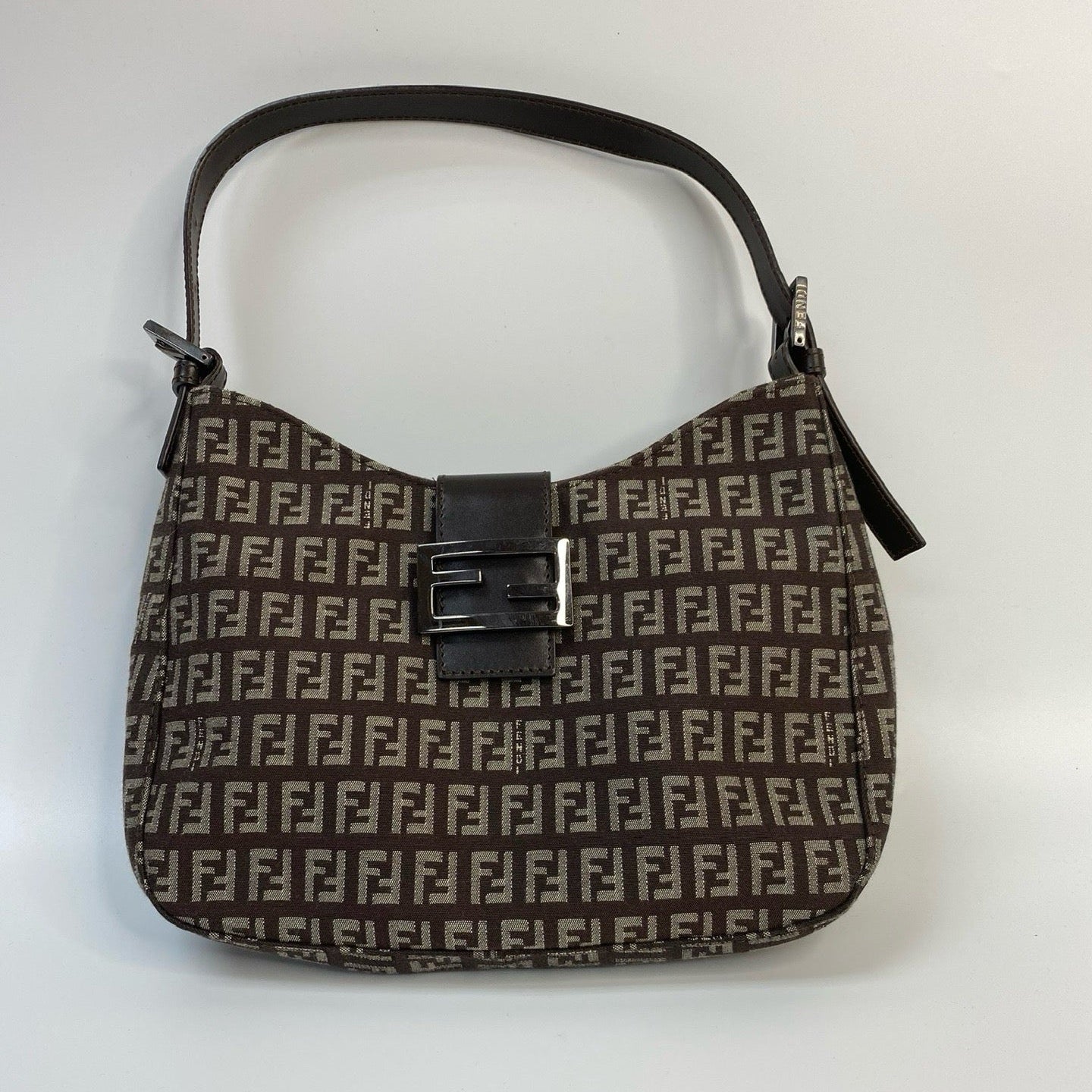 J2962 Fendi Shoulder Bag Zuccino Canvas Crossisant Hobo Baguette | Pre-Owned Brown Zuccino Canvas