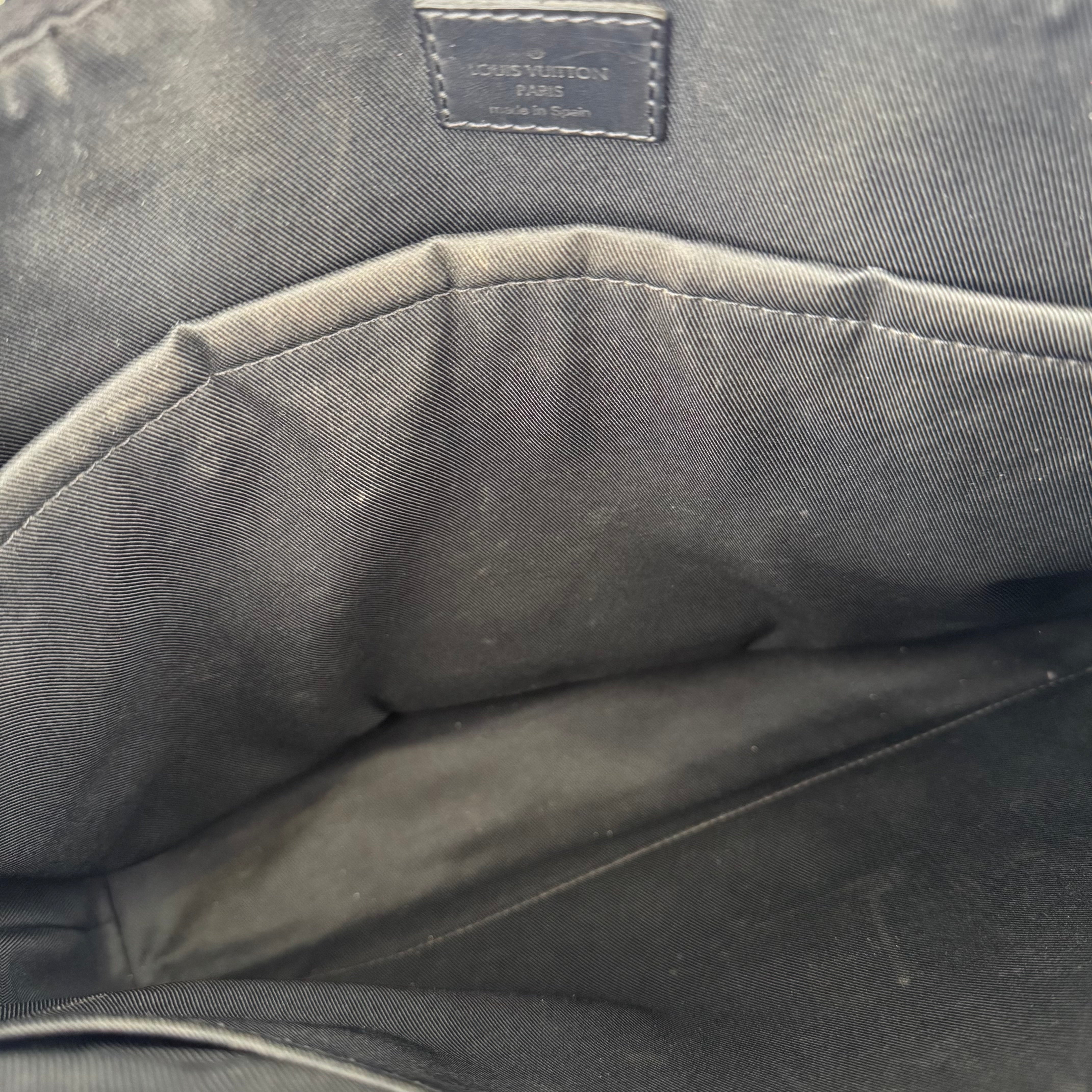 Louis Vuitton Damier Graphite Anton Briefcase Messenger Bag J3326 | Pre-Owned Excellent Black / Grey Damier Graphite Canvas