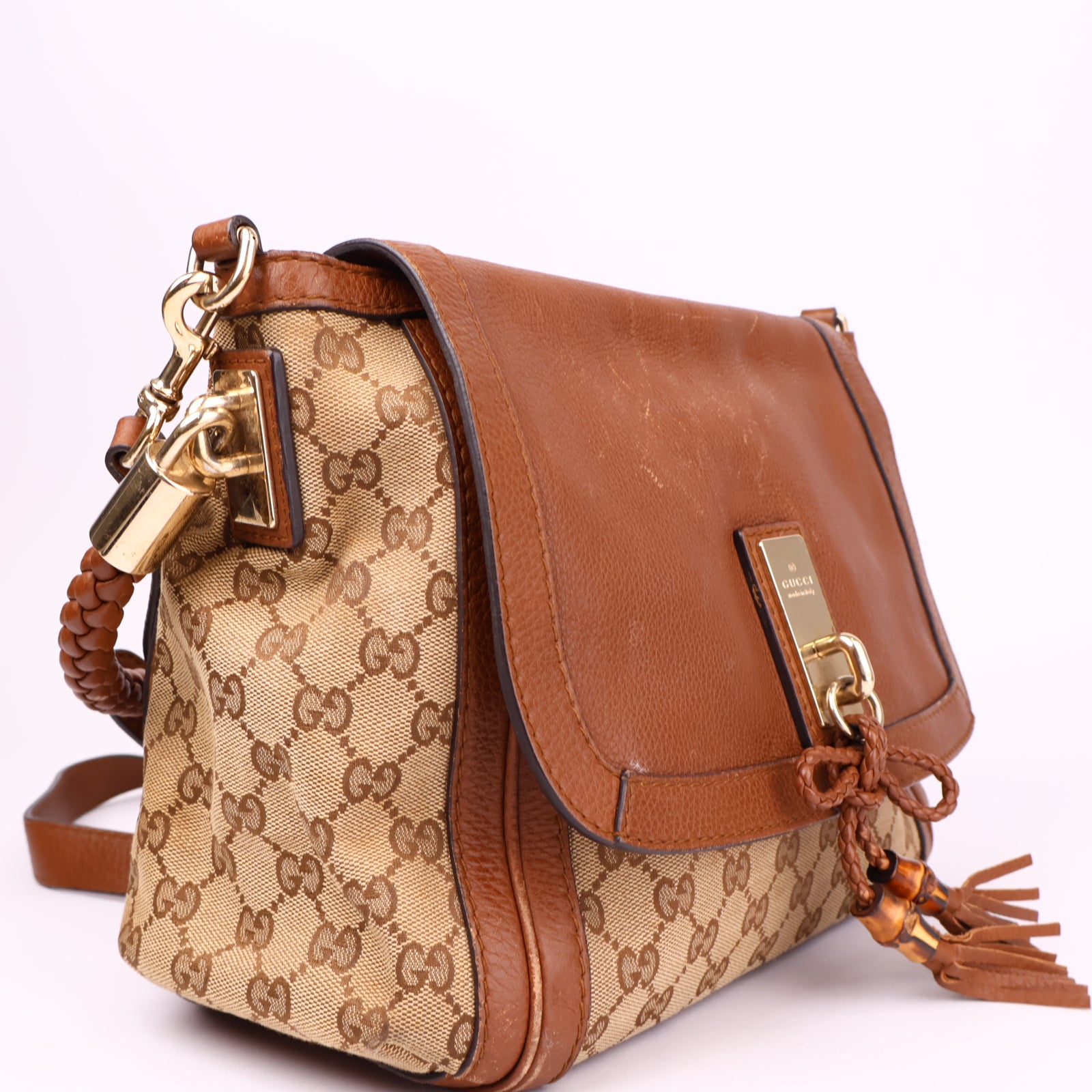 J3605 Gucci GG Supreme Monogram Tassel Messenger Flap Bag- Pre Owned
