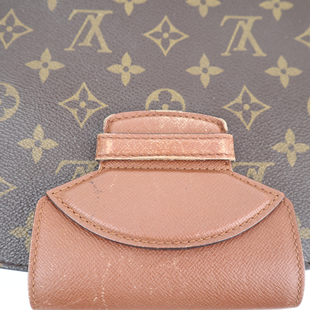 C2805 Louis Vuitton Crossbody Bag Vintage Monogram Courcelles | Pre-Owned Very Good Brown Monogram Canvas