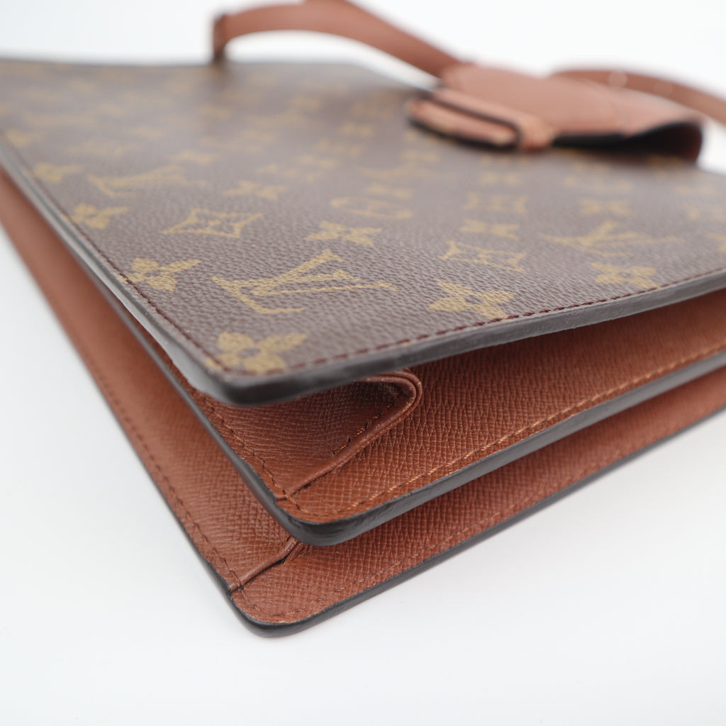 C2805 Louis Vuitton Crossbody Bag Vintage Monogram Courcelles | Pre-Owned Very Good Brown Monogram Canvas