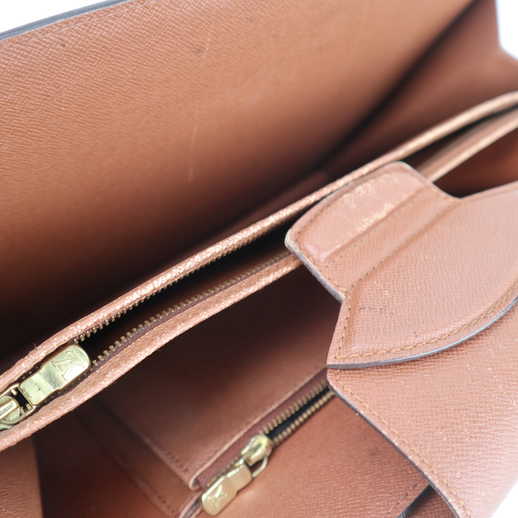 C2805 Louis Vuitton Crossbody Bag Vintage Monogram Courcelles | Pre-Owned Very Good Brown Monogram Canvas