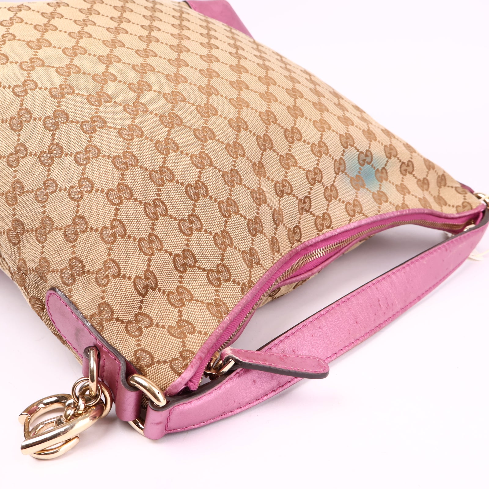 J3602 Gucci Beige/Pink GG Canvas Heart-Bit Hobo Bag- Pre Owned