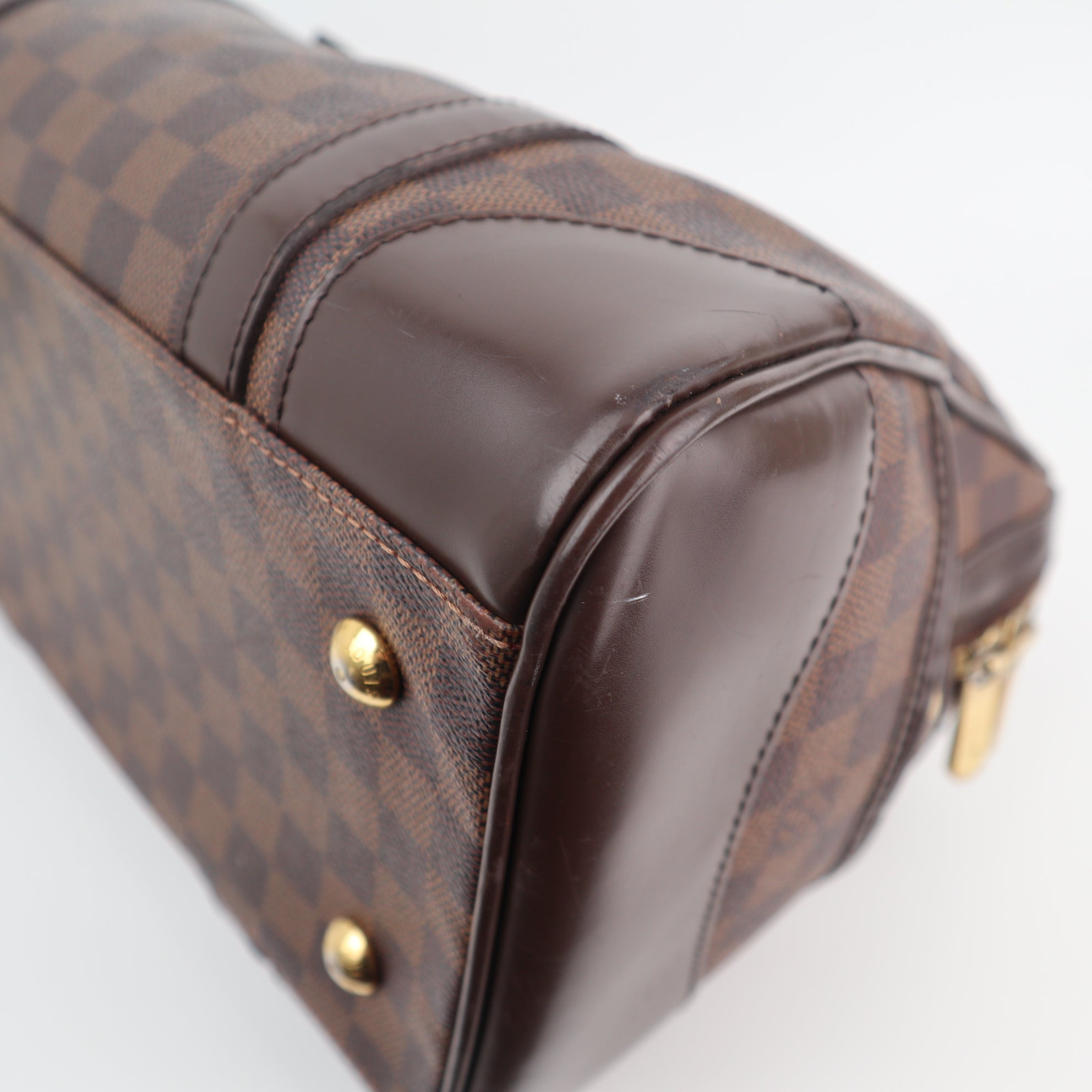 Louis Vuitton Damier Ebene Berkeley Shoulder Bag C1807 | Pre-Owned Excellent Brown Damier Ebene Canvas