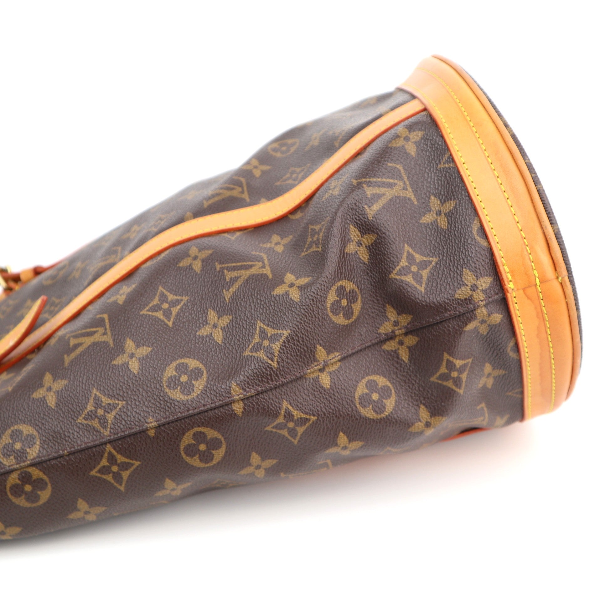 C1305 Louis Vuitton Monogram Canvas Large Bucket GM Bag -Pre Owned