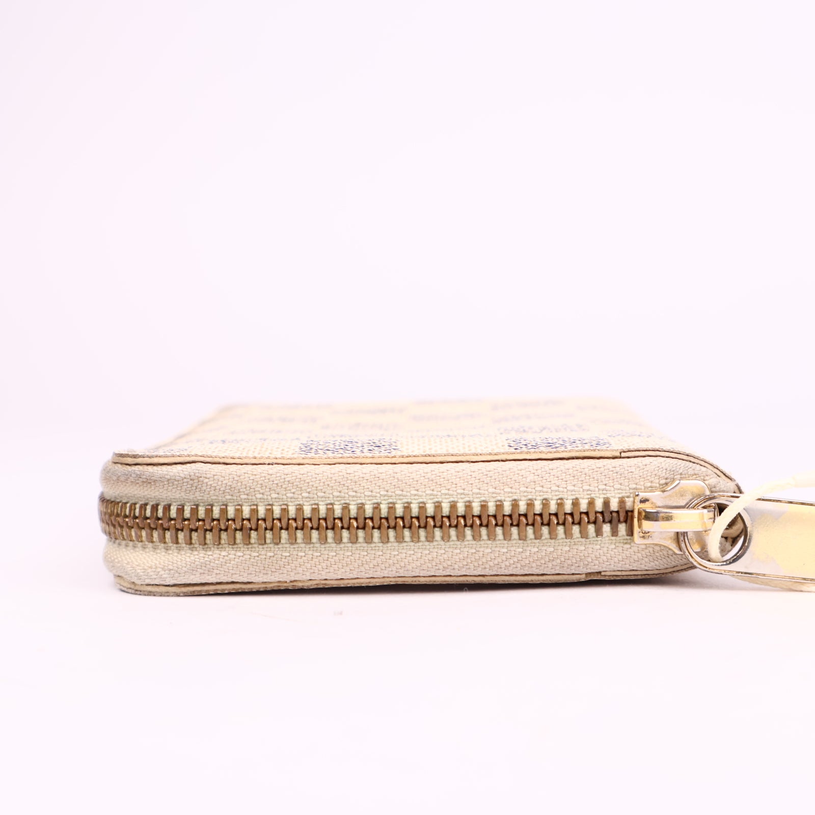 J3596 Louis Vuitton Zippy Wallet Damier Azur Canvas- Pre Owned