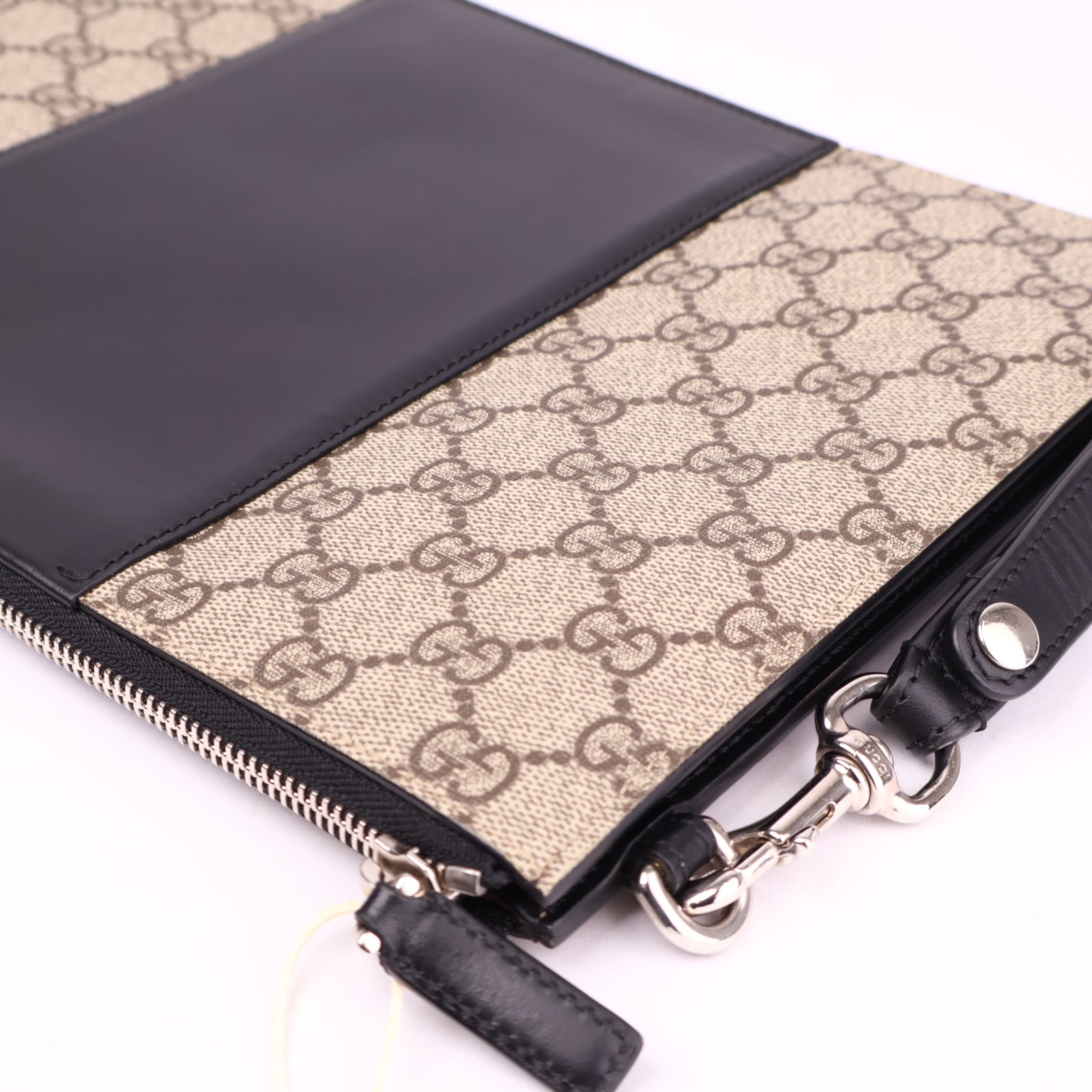 J3601 Gucci Beige GG Monogram Leather Clutch Bag- Pre Owned